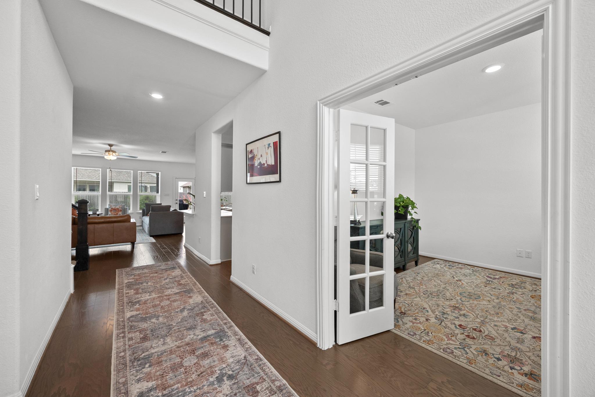 184 Lenera Dr, Liberty Hill, TX 78642