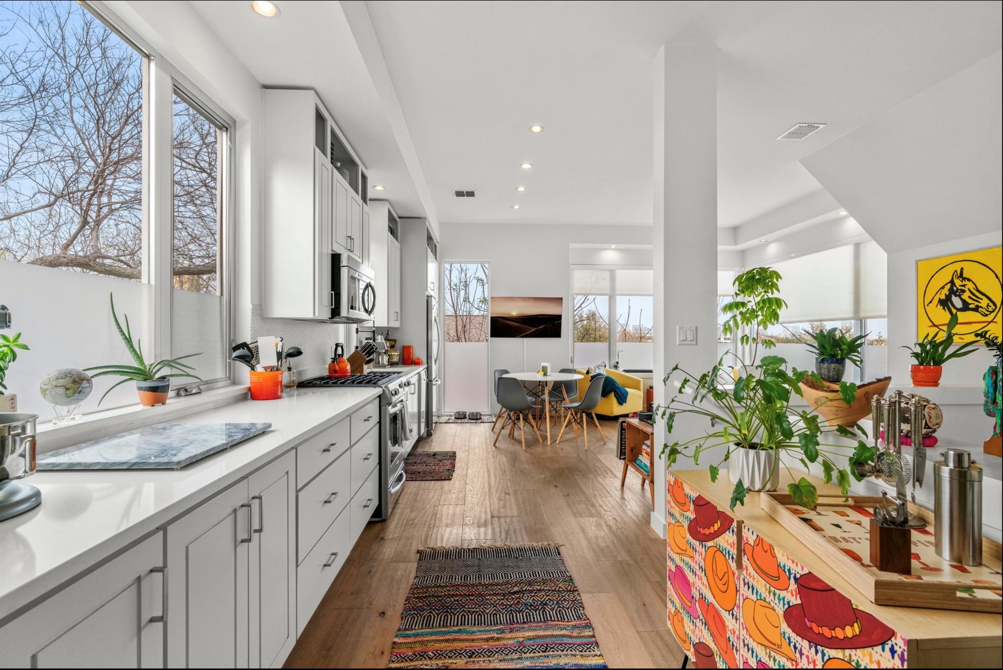 1608 Ravey St # B, Austin, TX 78704