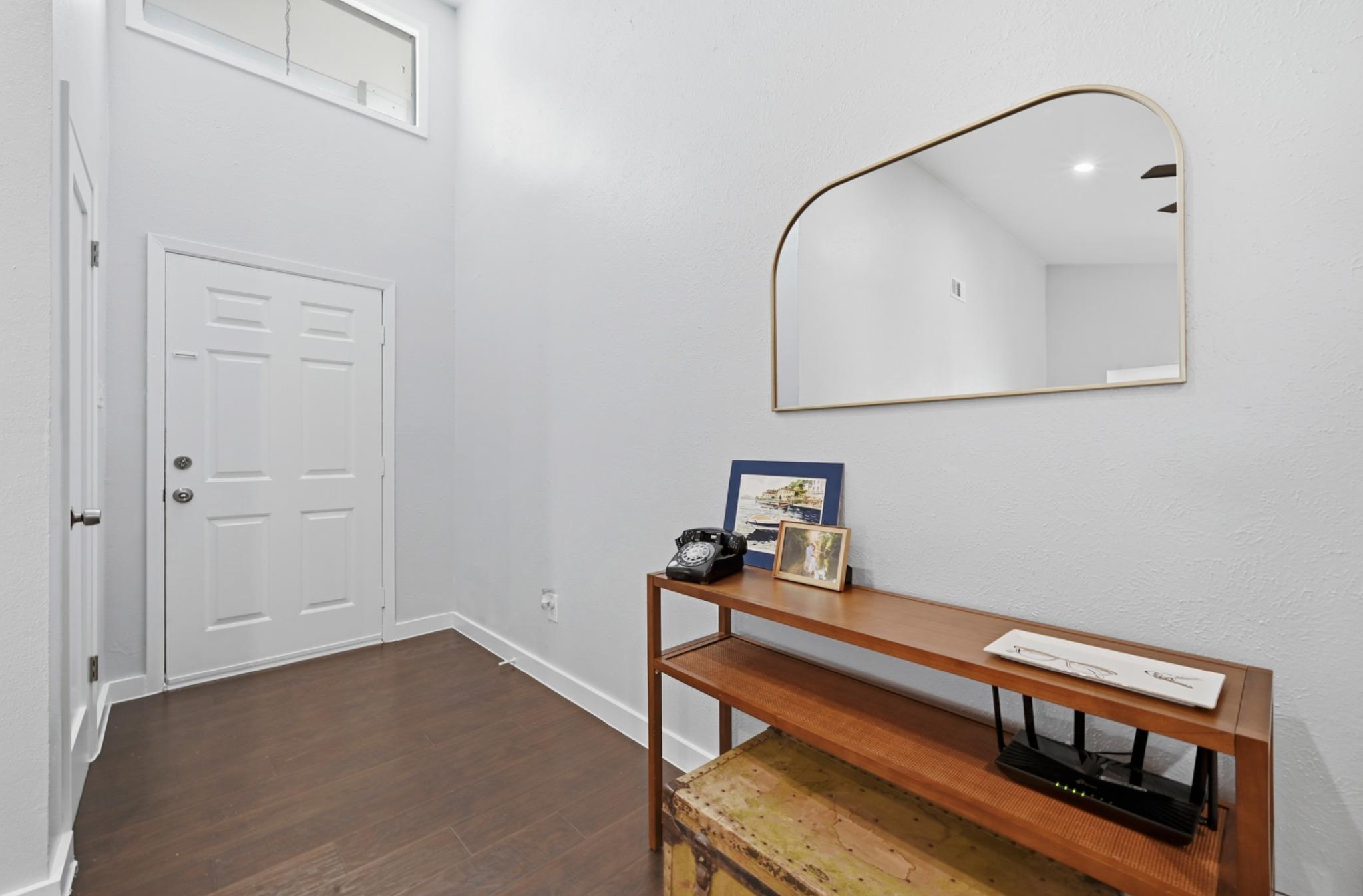 6307 Tara Dr, Austin, TX 78744