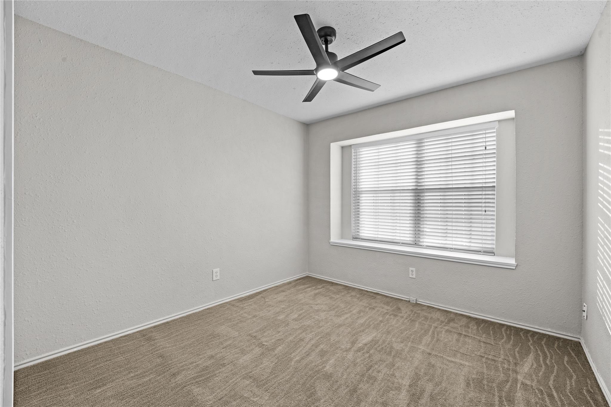 11021 Whiskey River Dr, Austin, TX 78748