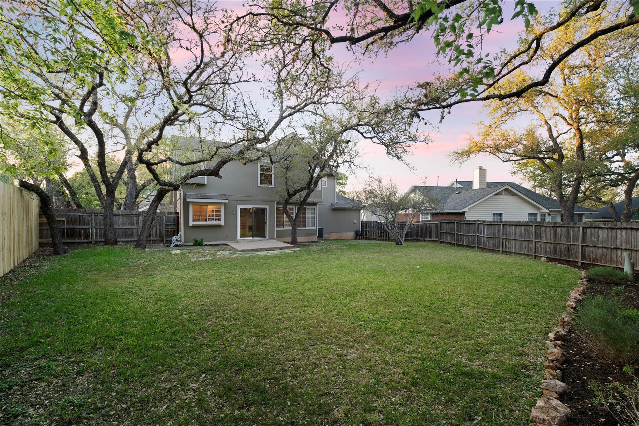 11021 Whiskey River Dr, Austin, TX 78748