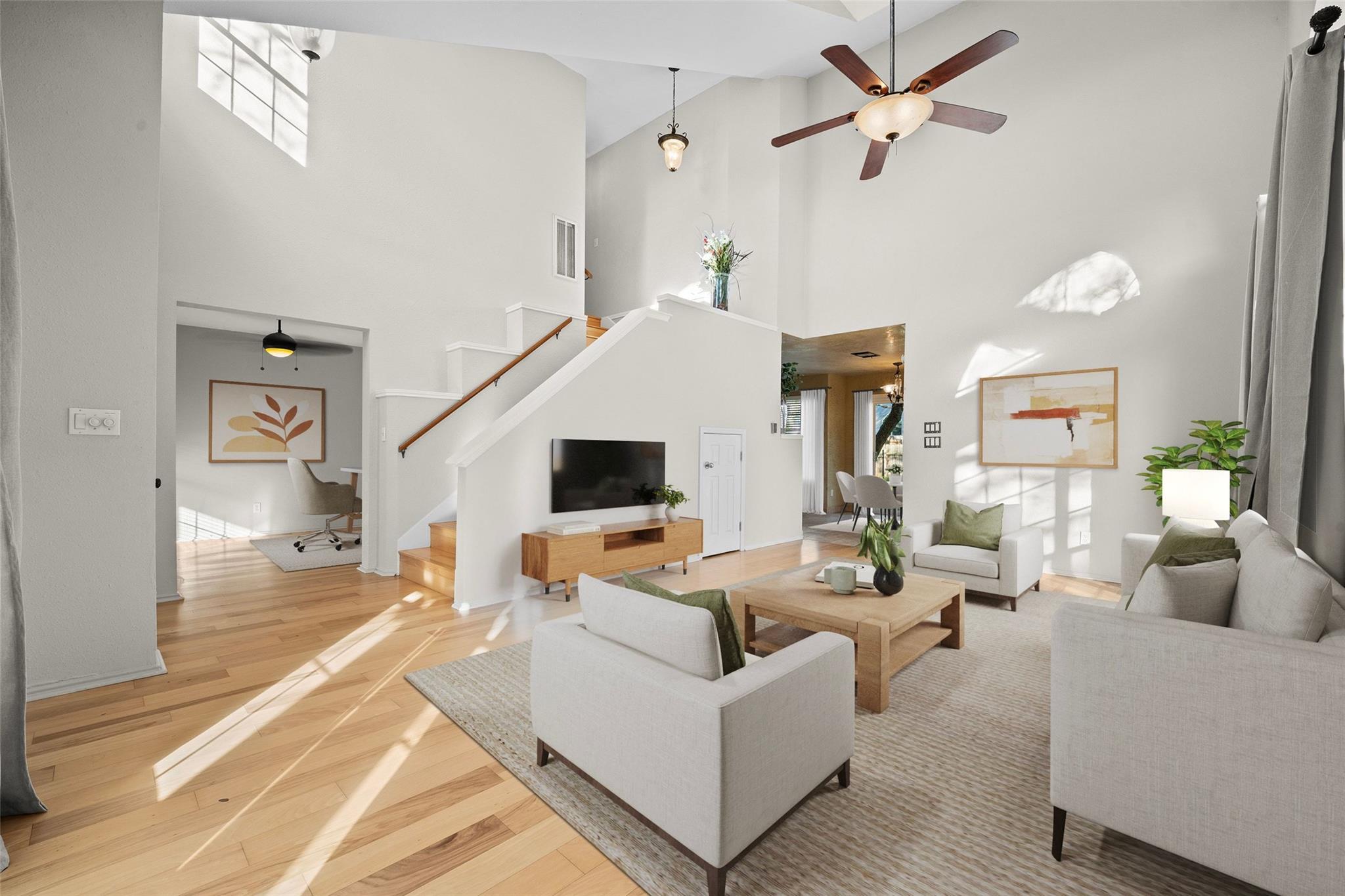 11021 Whiskey River Dr, Austin, TX 78748