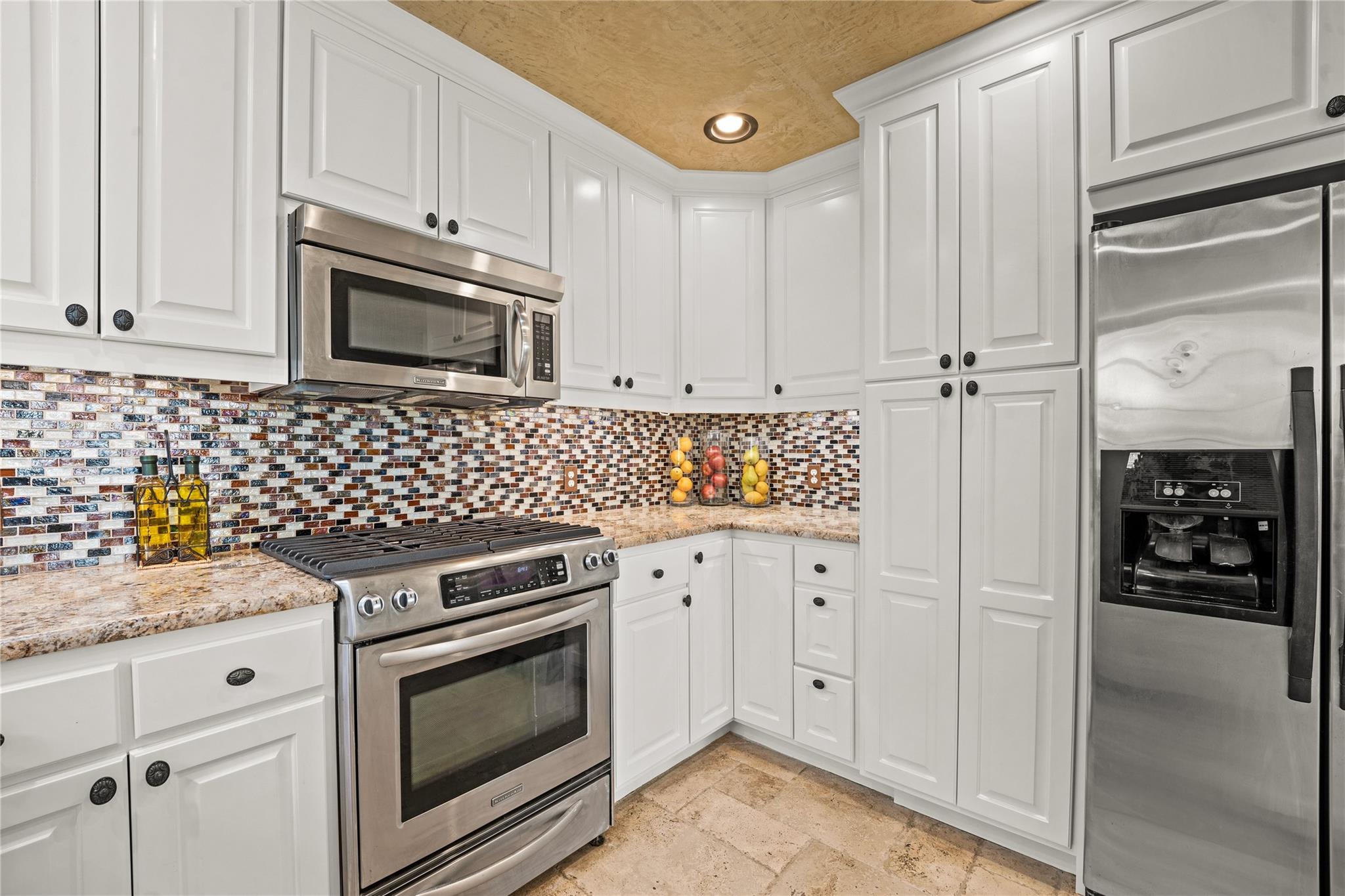 11021 Whiskey River Dr, Austin, TX 78748