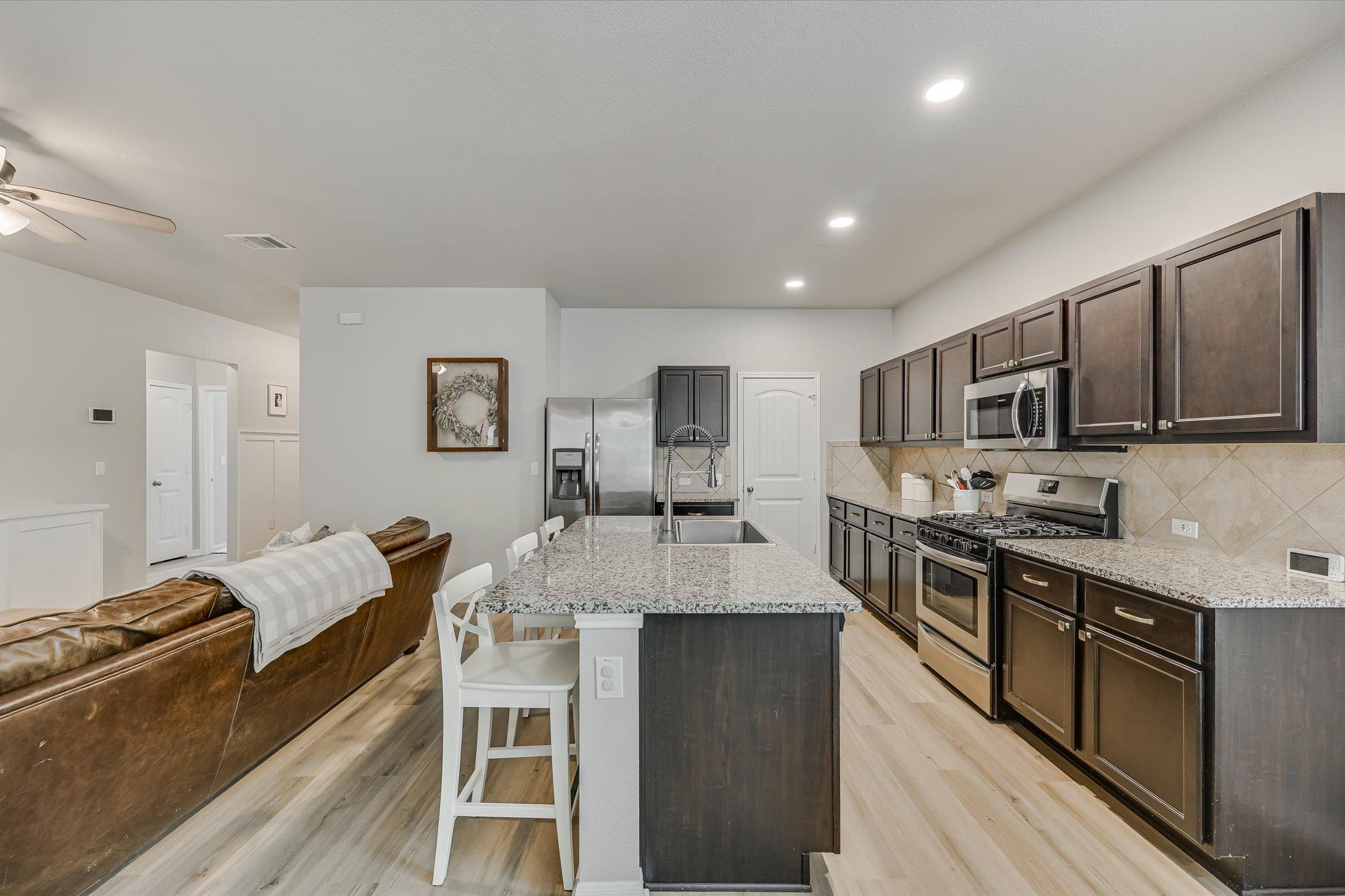 115 Cibolo Creek Dr, Kyle, TX 78640