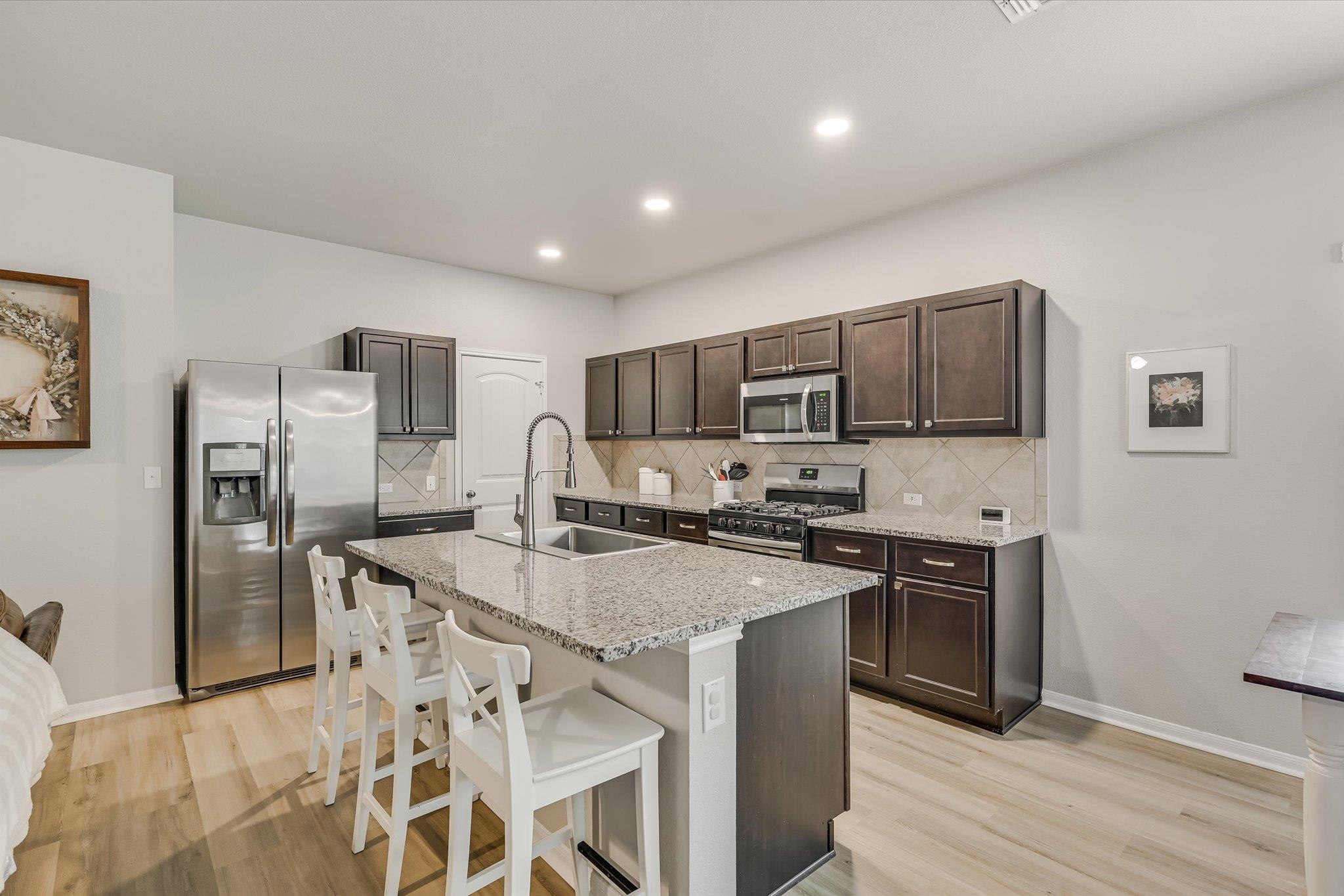 115 Cibolo Creek Dr, Kyle, TX 78640