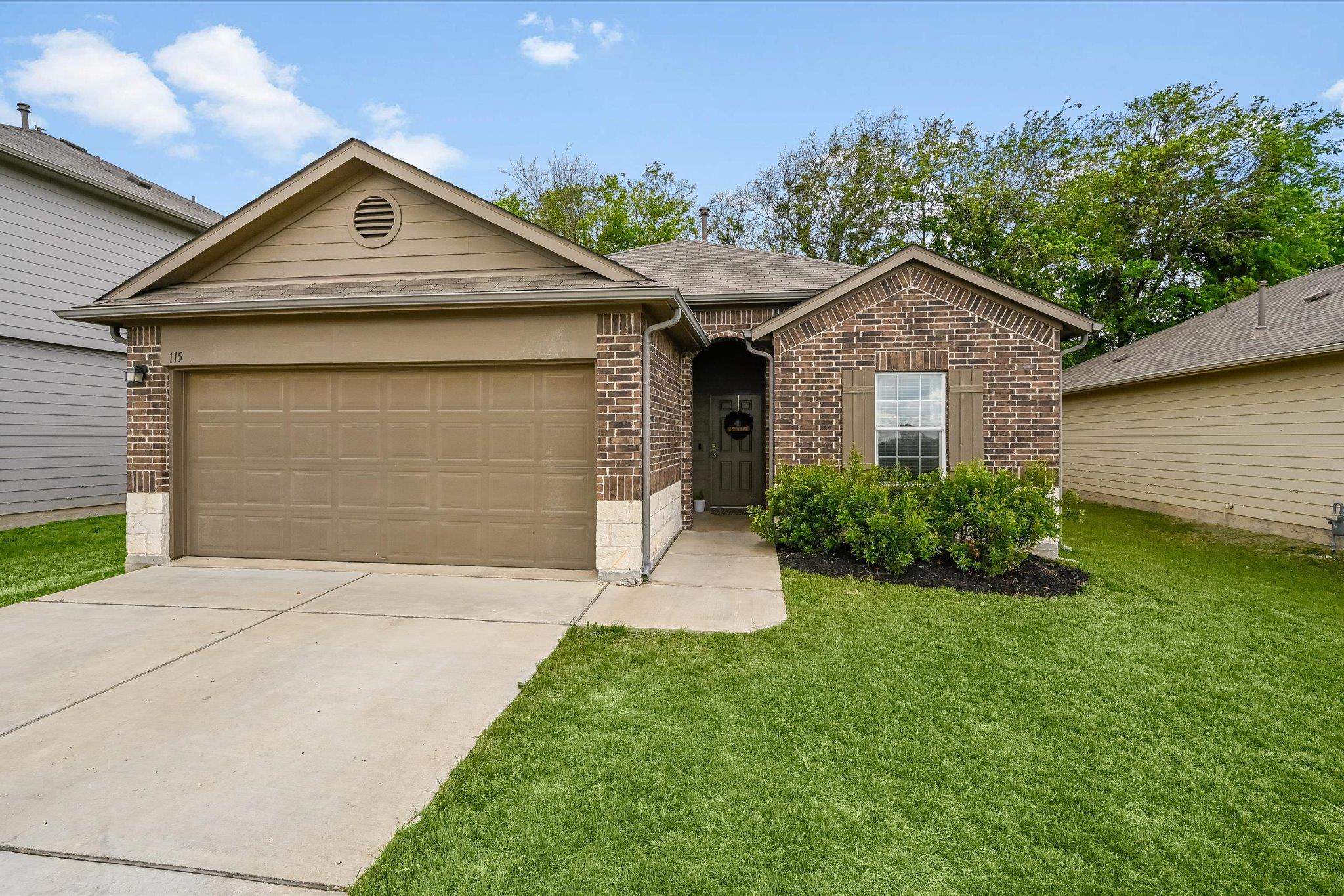 115 Cibolo Creek Dr, Kyle, TX 78640
