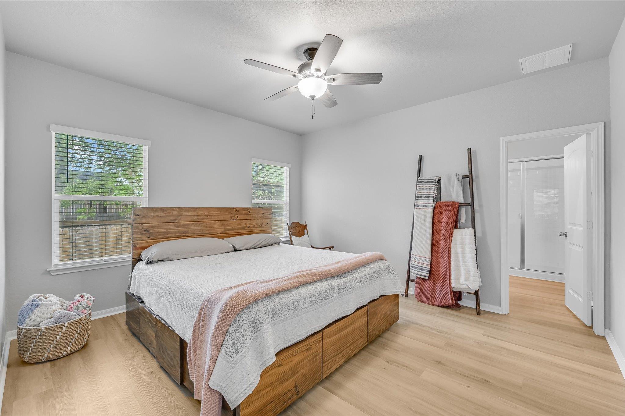 115 Cibolo Creek Dr, Kyle, TX 78640