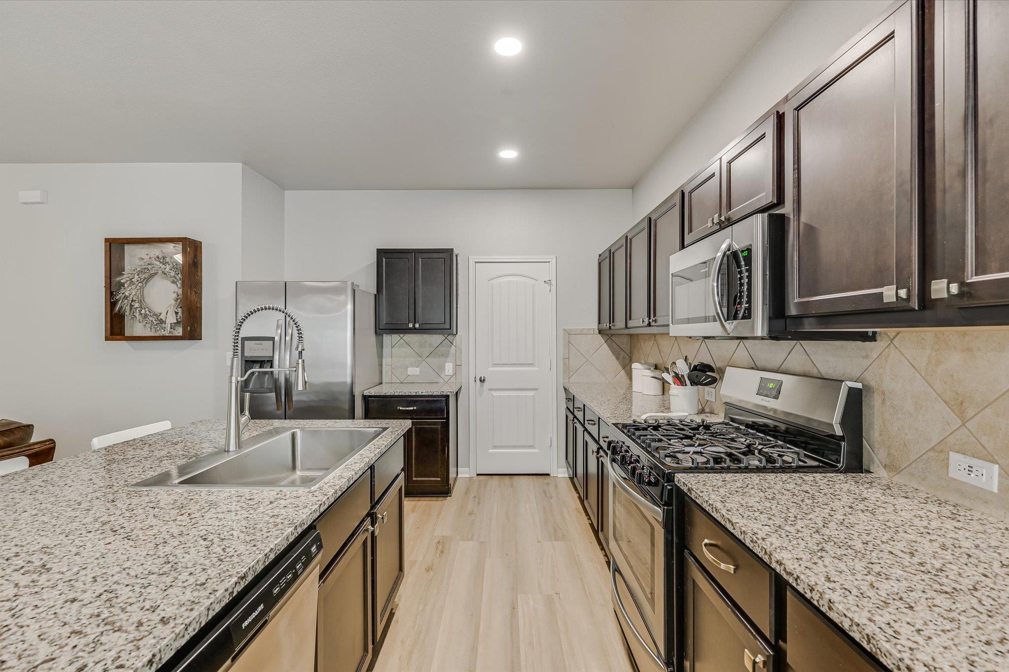 115 Cibolo Creek Dr, Kyle, TX 78640