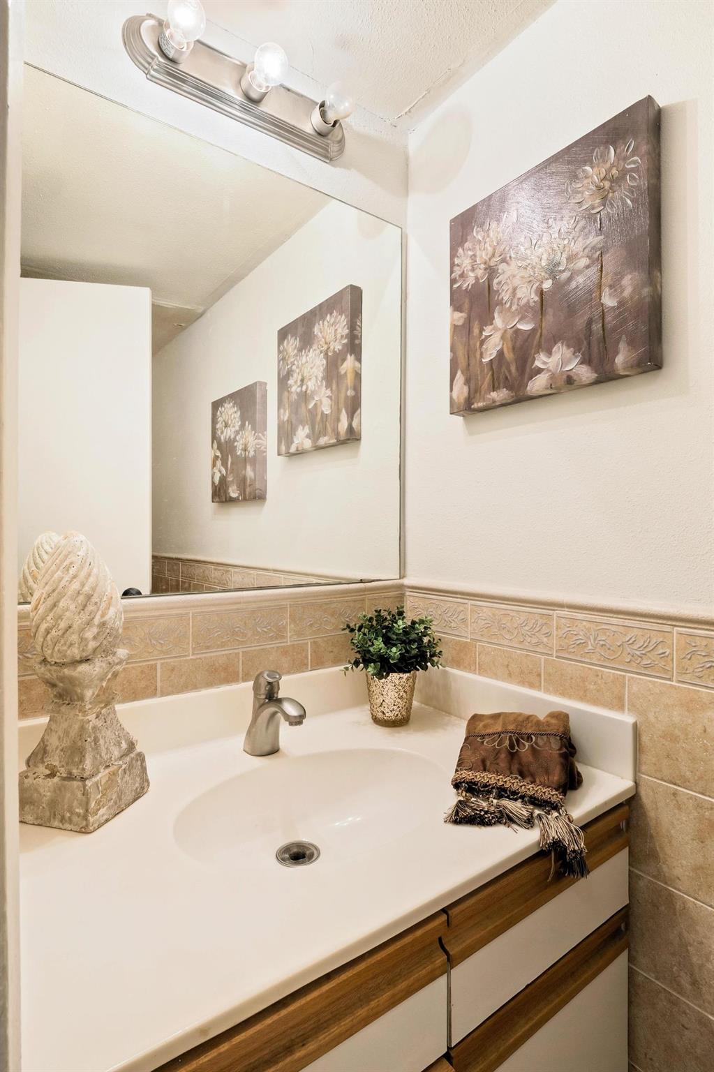 9504 Quail Village Ln, Austin, TX 78758