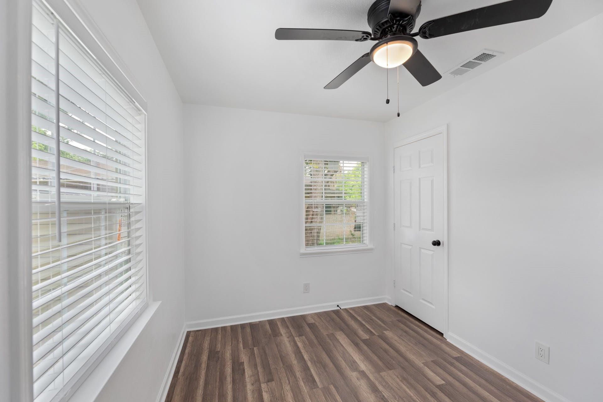 404 Middle Ln, Austin, TX 78753