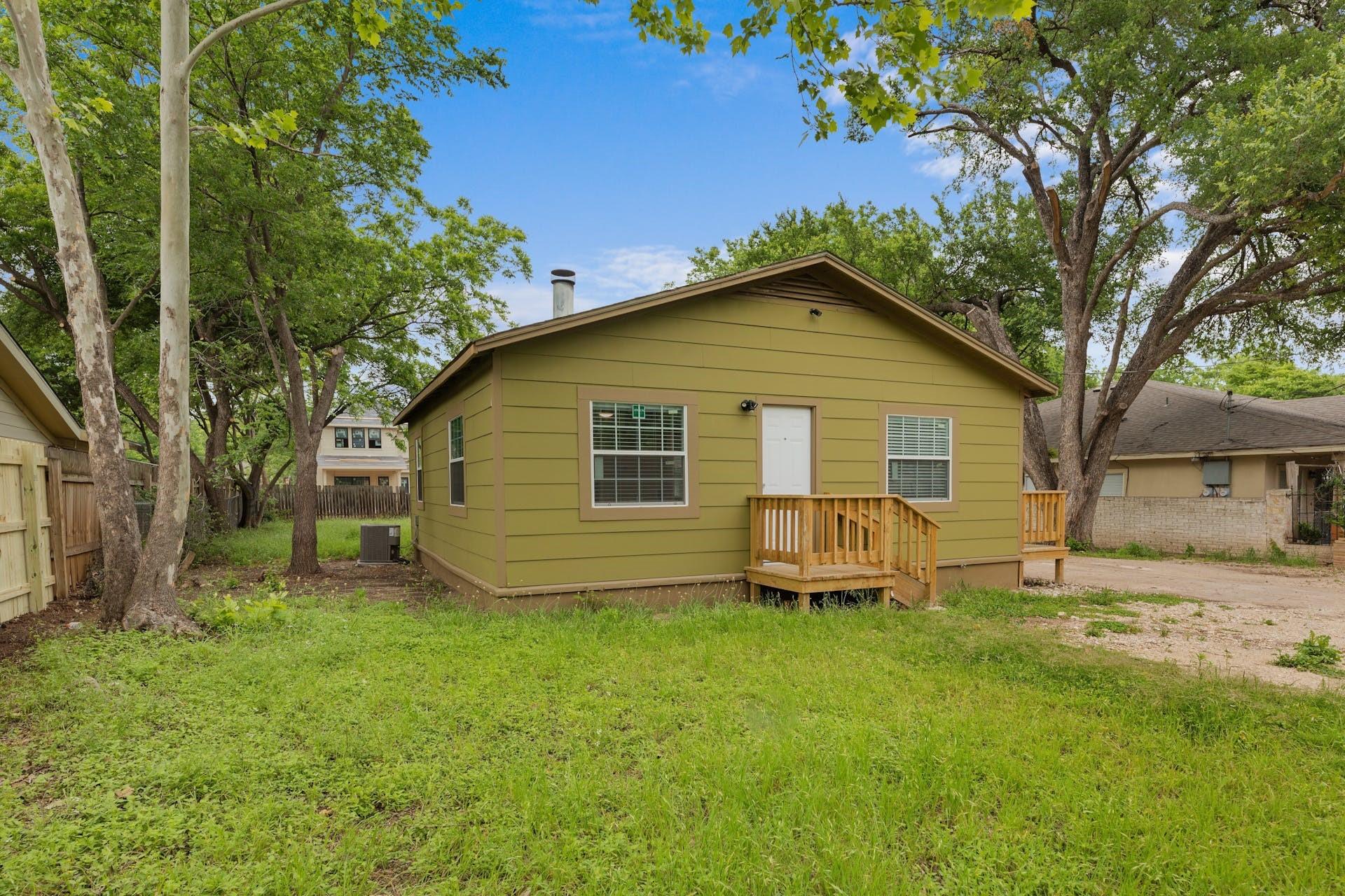 404 Middle Ln, Austin, TX 78753