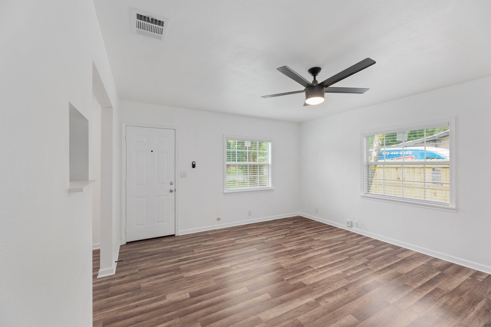 404 Middle Ln, Austin, TX 78753