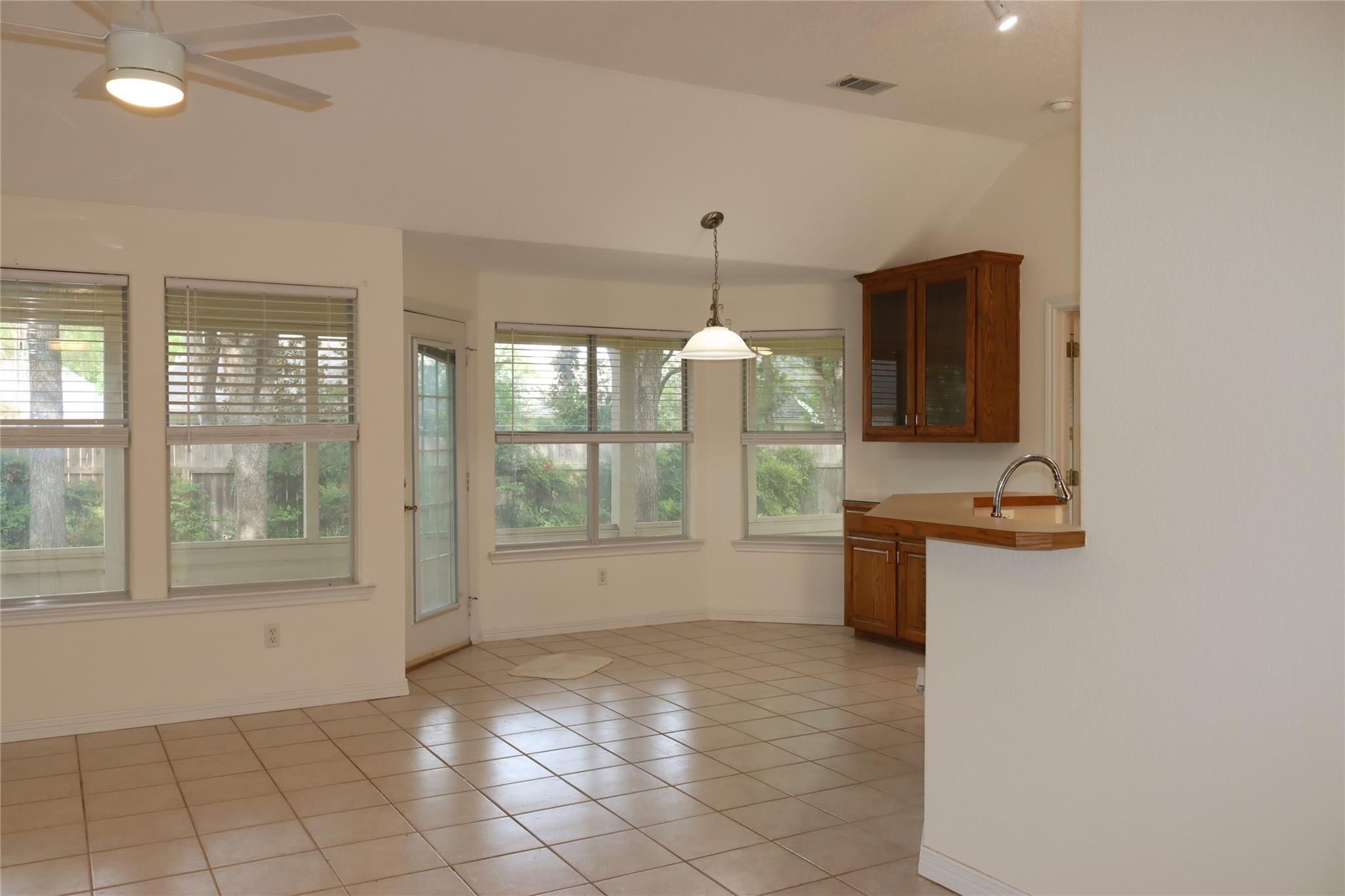 3013 Parker Dr, Georgetown, TX 78628