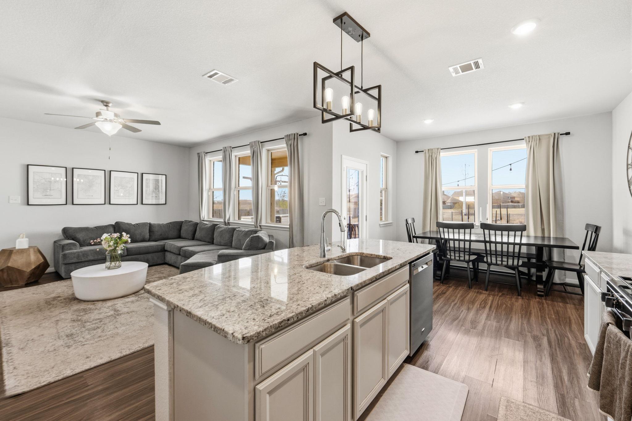 13500 Rosebud Isle Dr, Austin, TX 78653