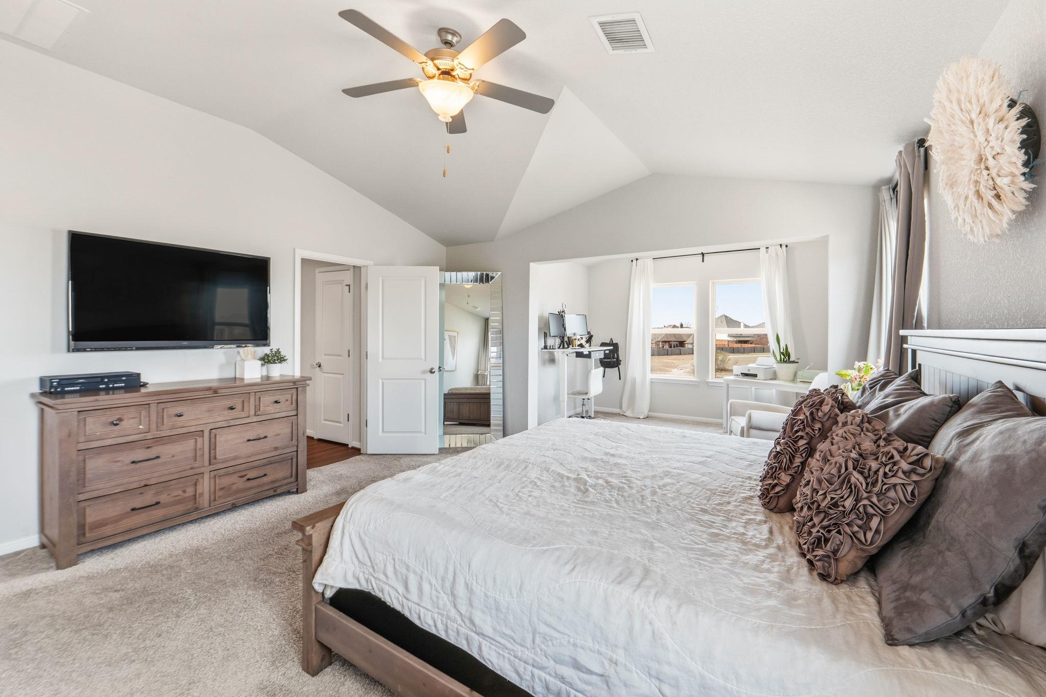 13500 Rosebud Isle Dr, Austin, TX 78653