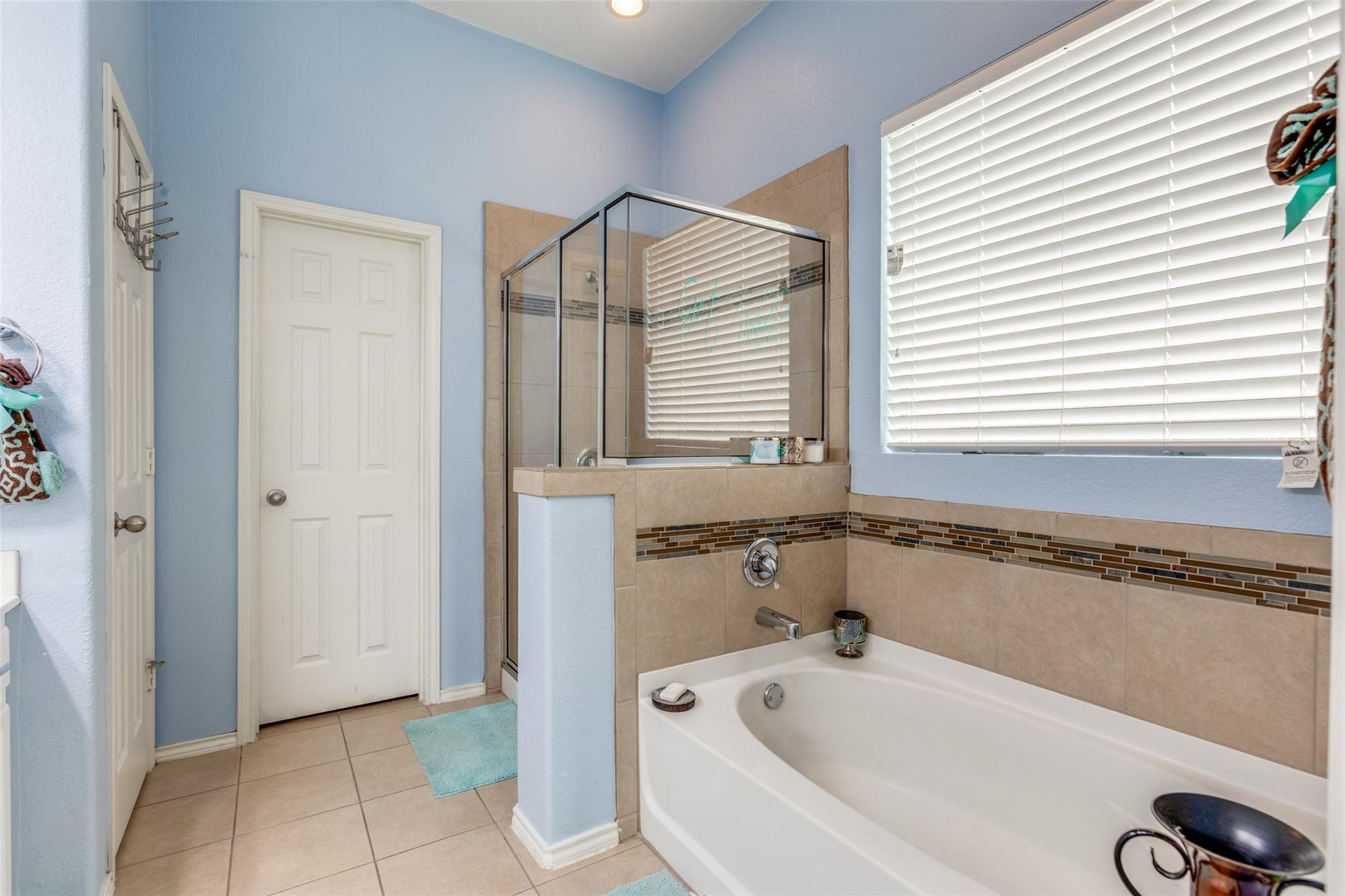 1814 Paseo Verde Dr, Leander, TX 78641