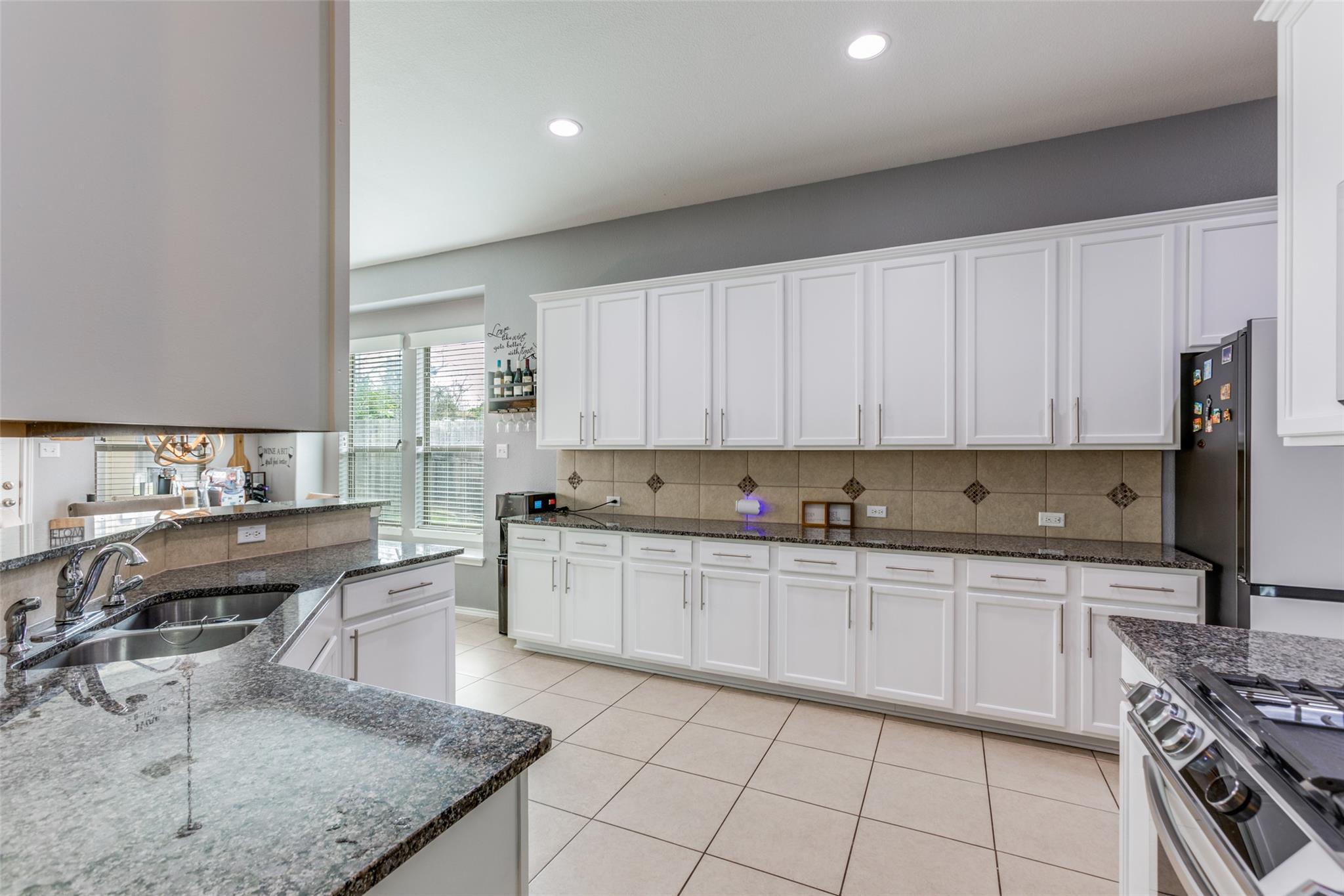 1814 Paseo Verde Dr, Leander, TX 78641