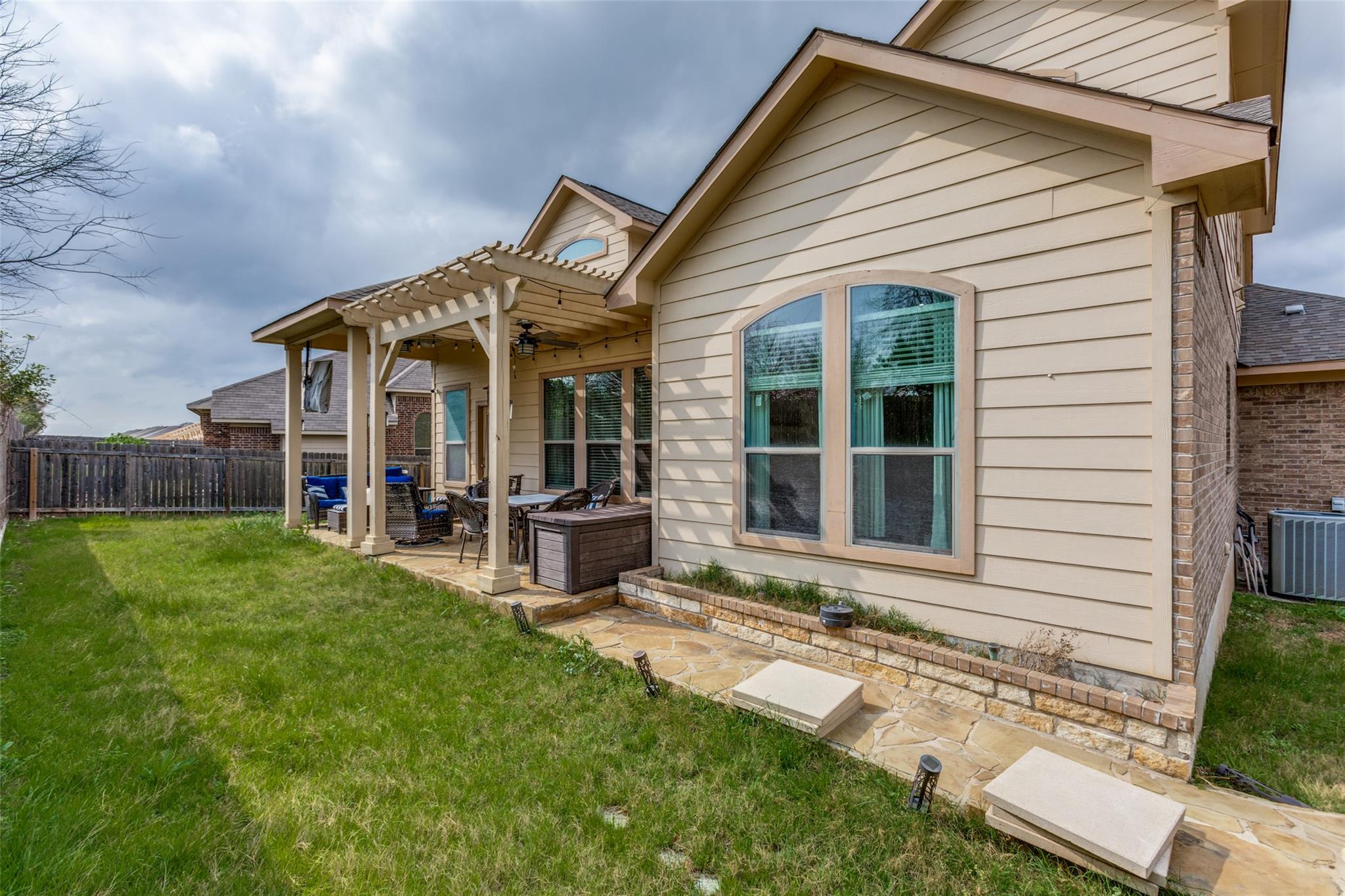 1814 Paseo Verde Dr, Leander, TX 78641