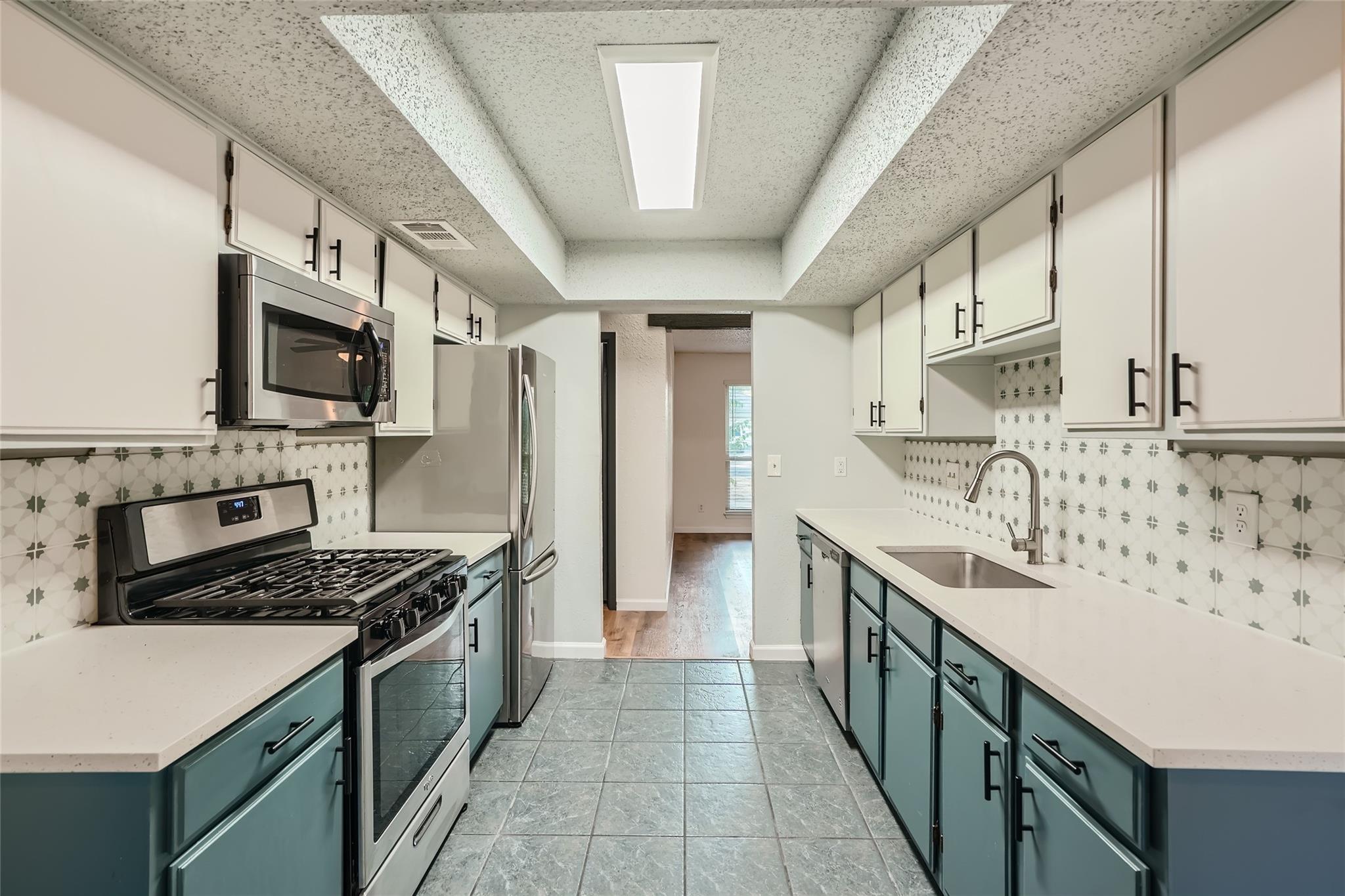 3305 Broken Spoke Trl, Georgetown, TX 78628