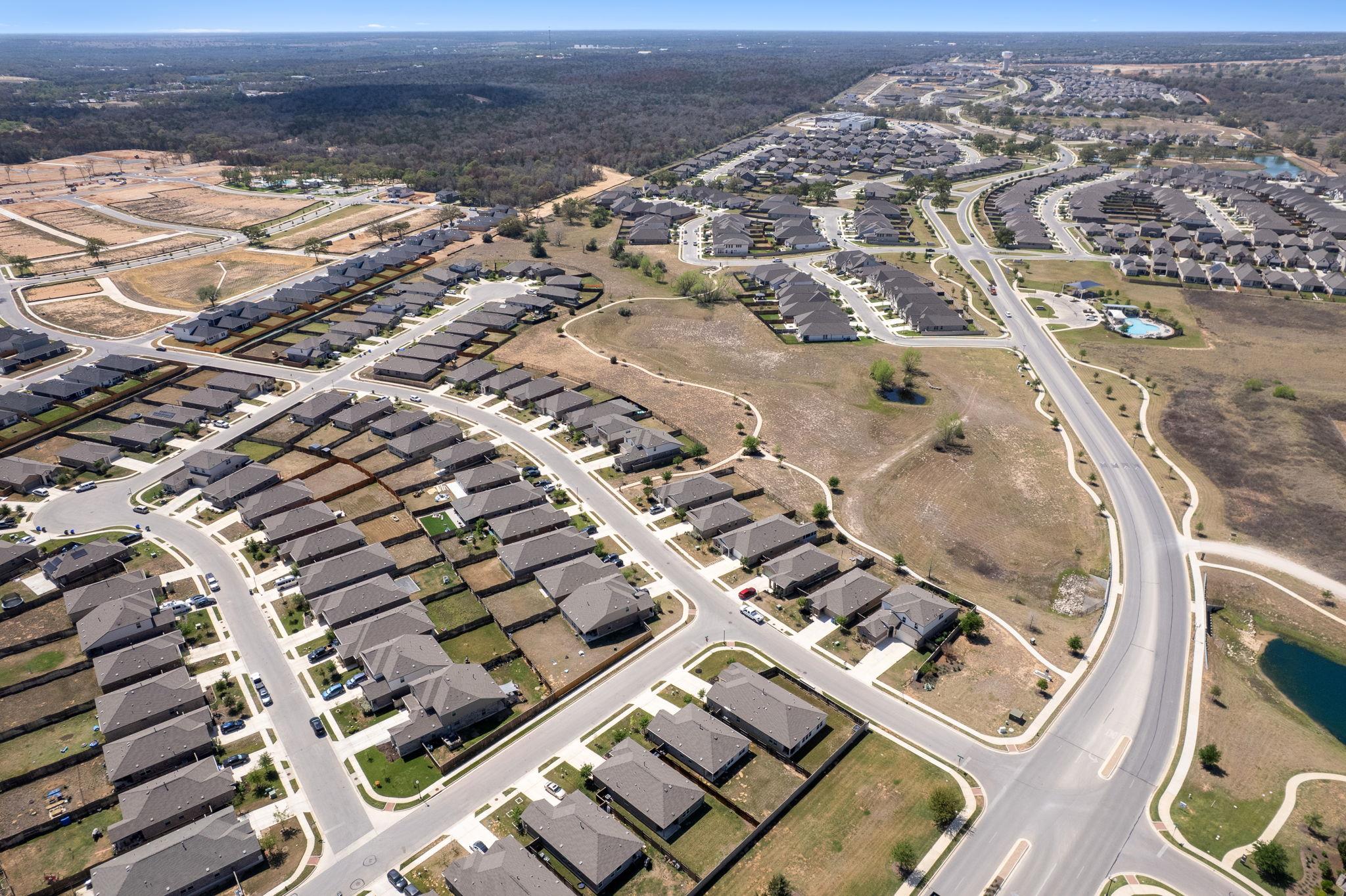 142 Esparza Dr, Bastrop, TX 78602