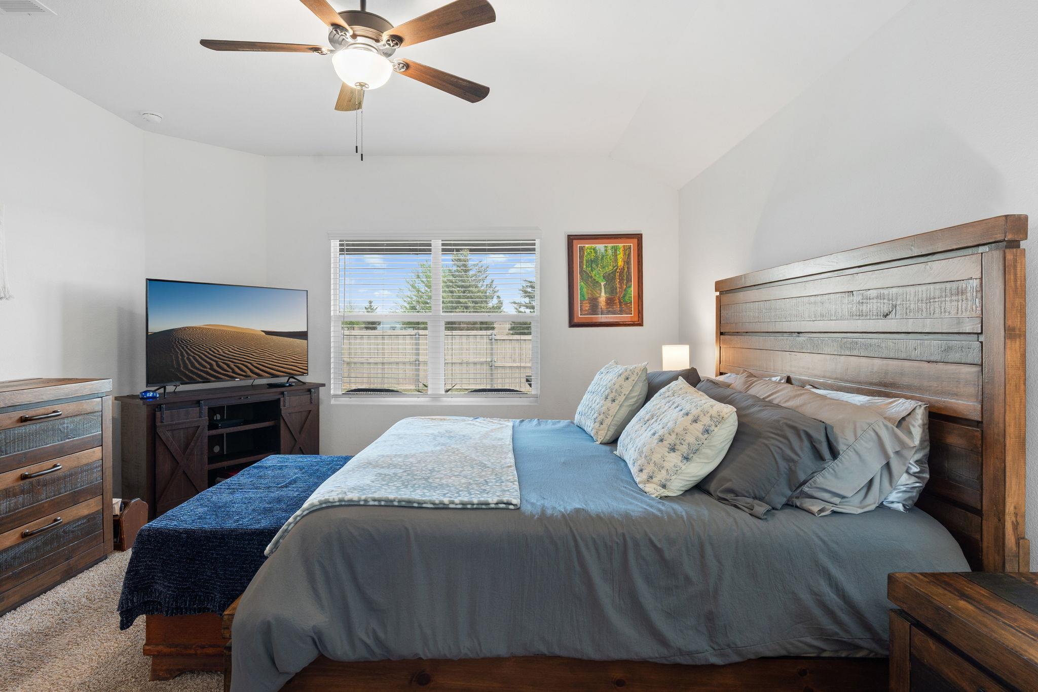 142 Esparza Dr, Bastrop, TX 78602