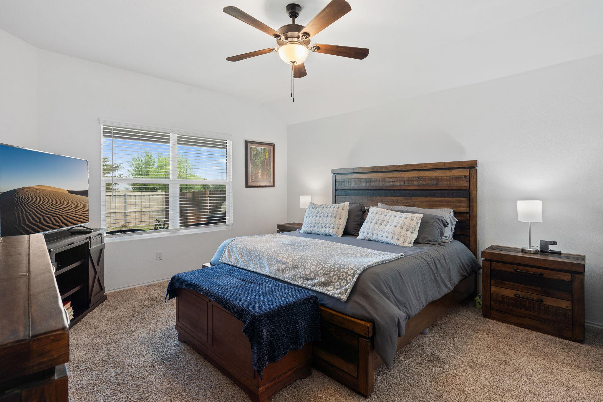 142 Esparza Dr, Bastrop, TX 78602