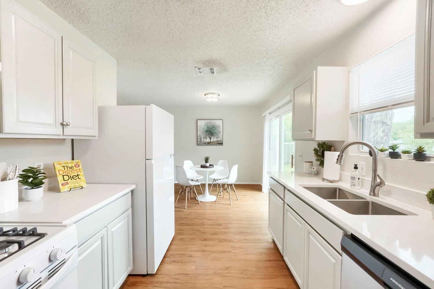 2301 Dove Springs Dr, Austin, TX 78744