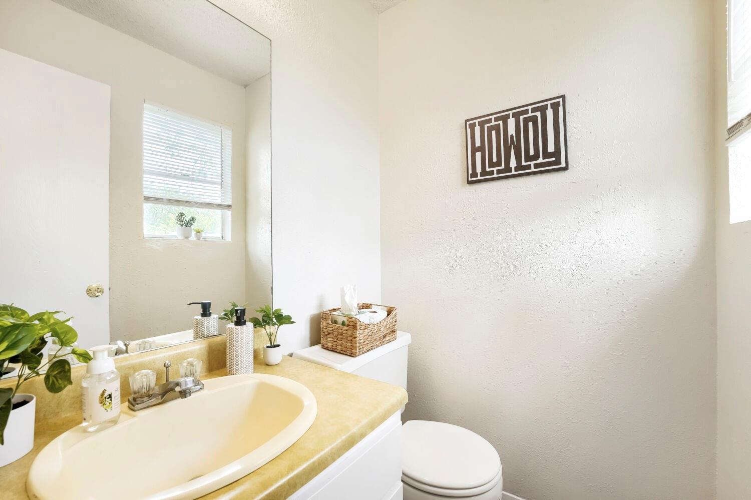 2301 Dove Springs Dr, Austin, TX 78744