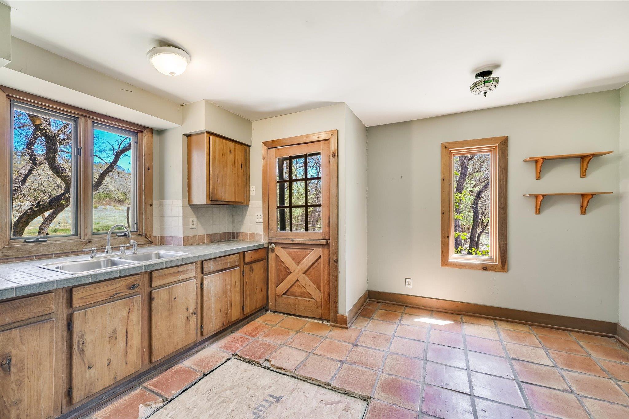 22419 Hazy Hollow Cv, Spicewood, TX 78669