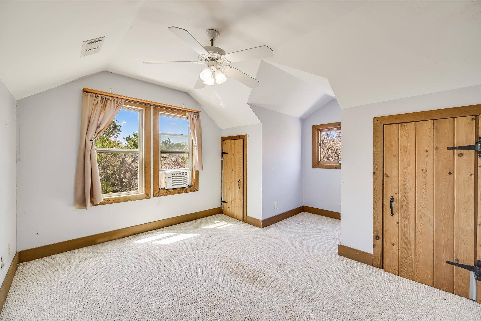 22419 Hazy Hollow Cv, Spicewood, TX 78669