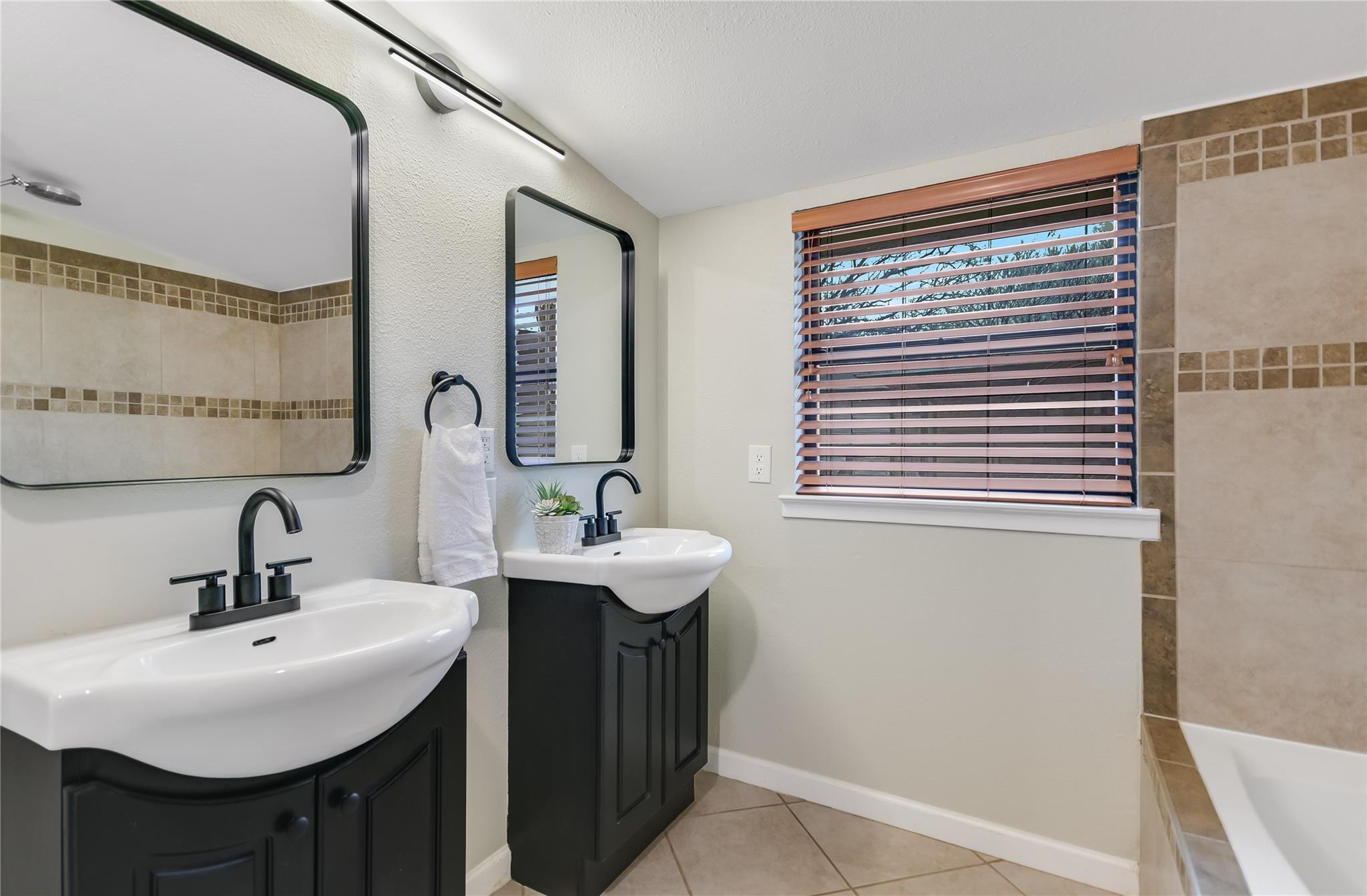 1309 Morrow St, Austin, TX 78757