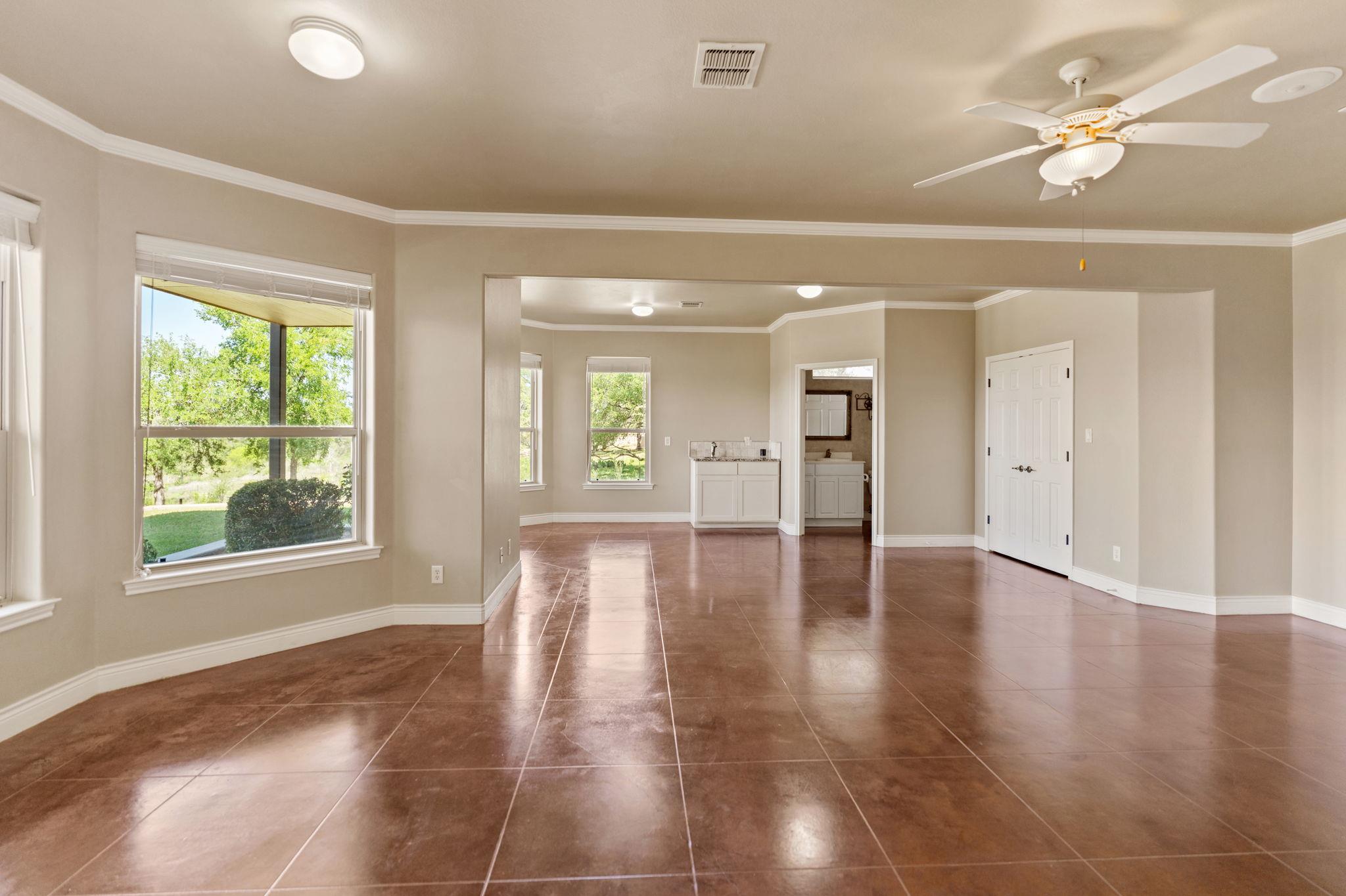 310 The Hills Rd, Horseshoe Bay, TX 78657