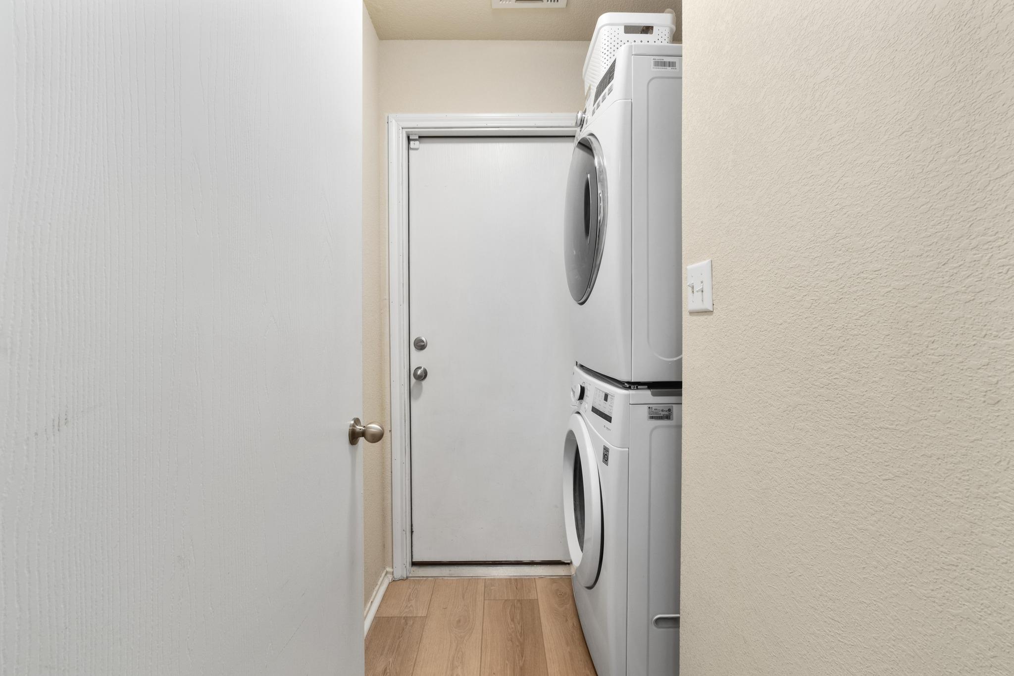 12916 Snow Ln, Manor, TX 78653