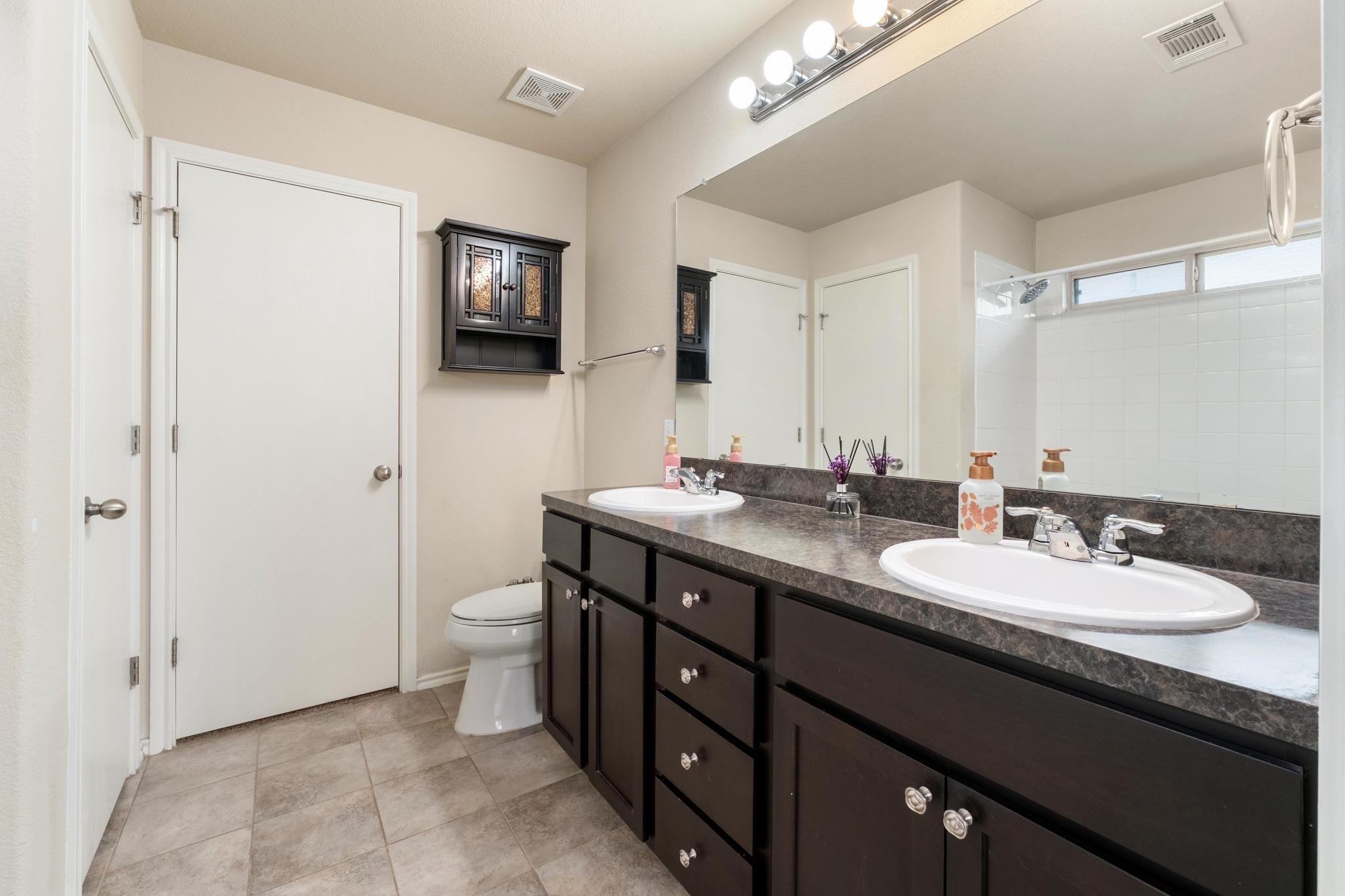 12916 Snow Ln, Manor, TX 78653