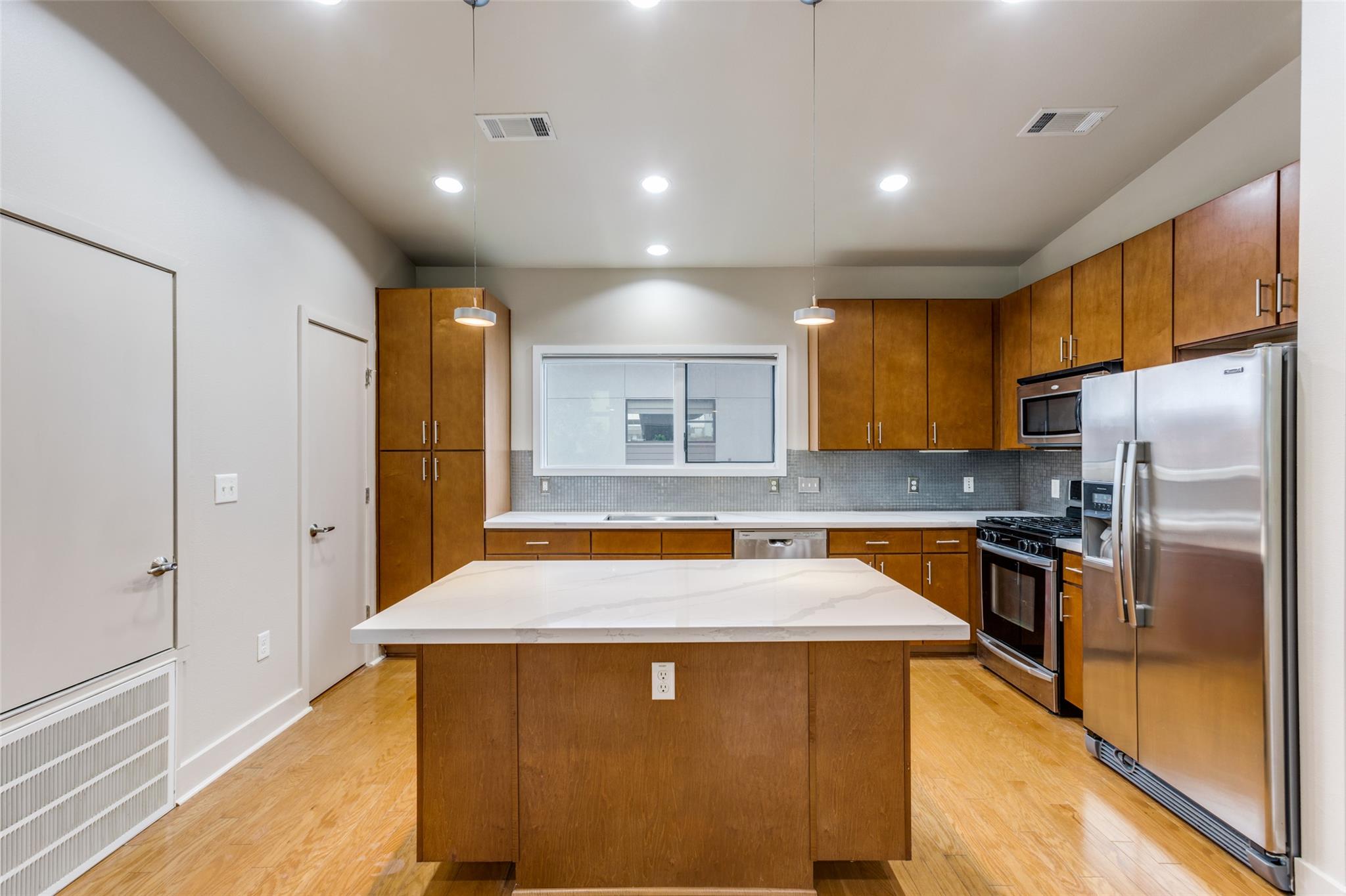 1702 S Lamar Blvd # 30, Austin, TX 78704