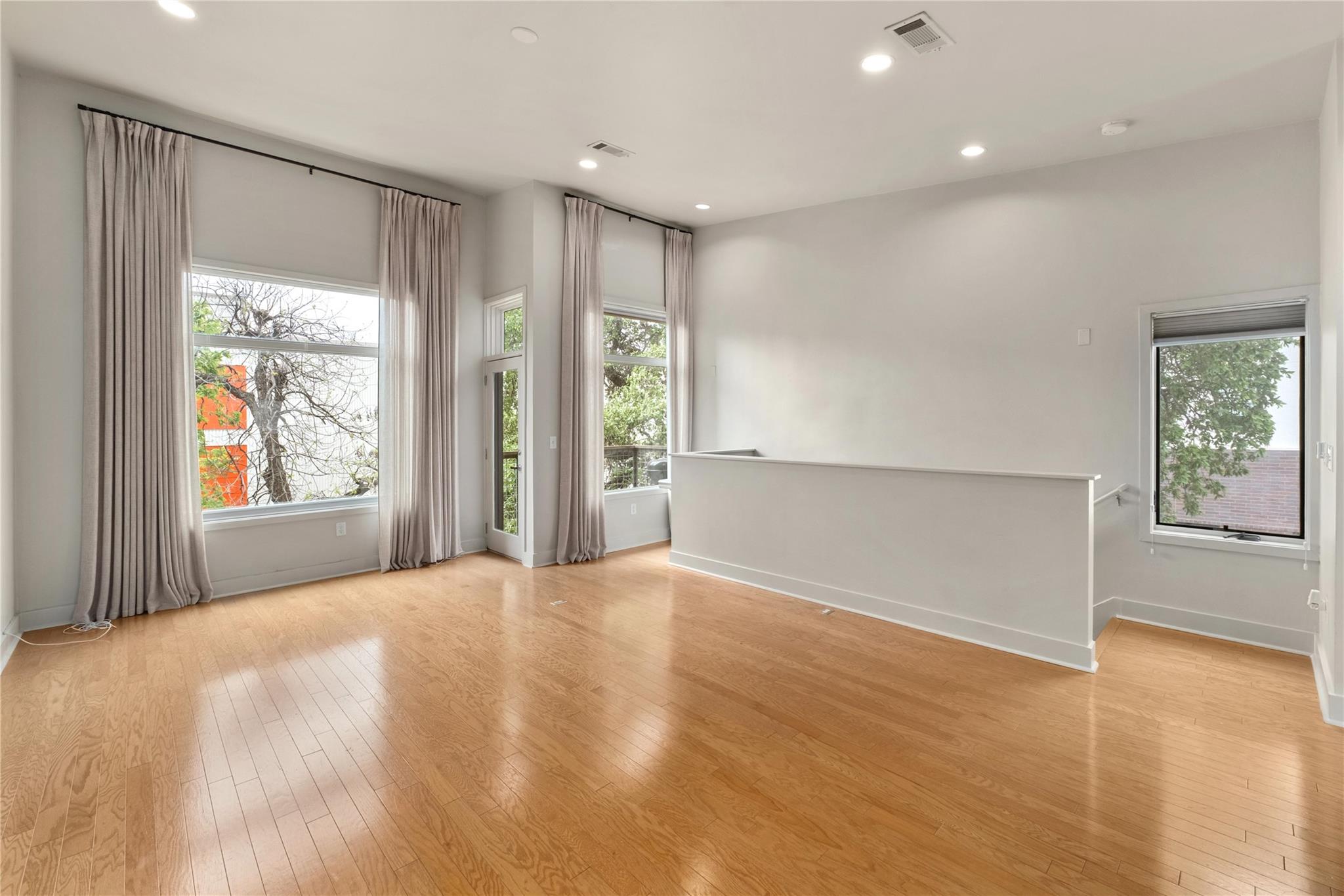 1702 S Lamar Blvd # 30, Austin, TX 78704