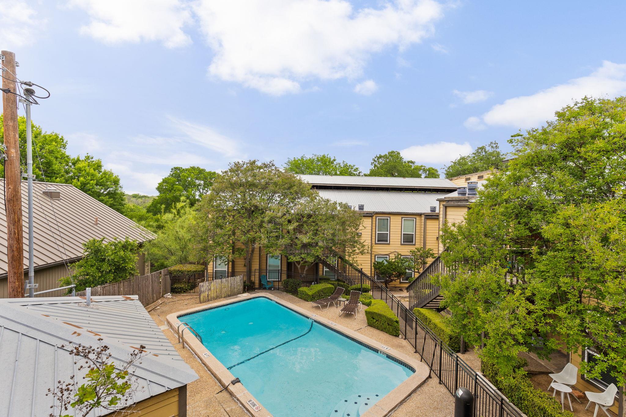 1000 W 26th St # 208, Austin, TX 78705