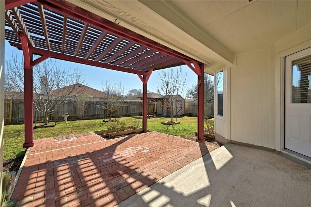 317 McCoy Ln, Hutto, TX 78634