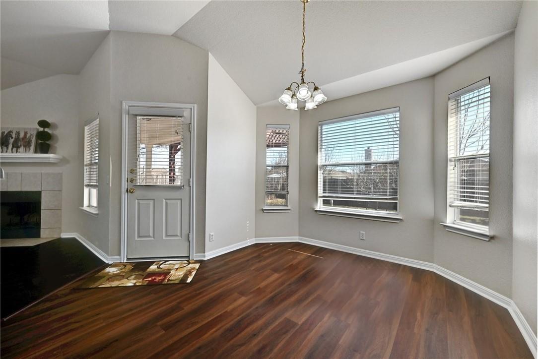 317 McCoy Ln, Hutto, TX 78634