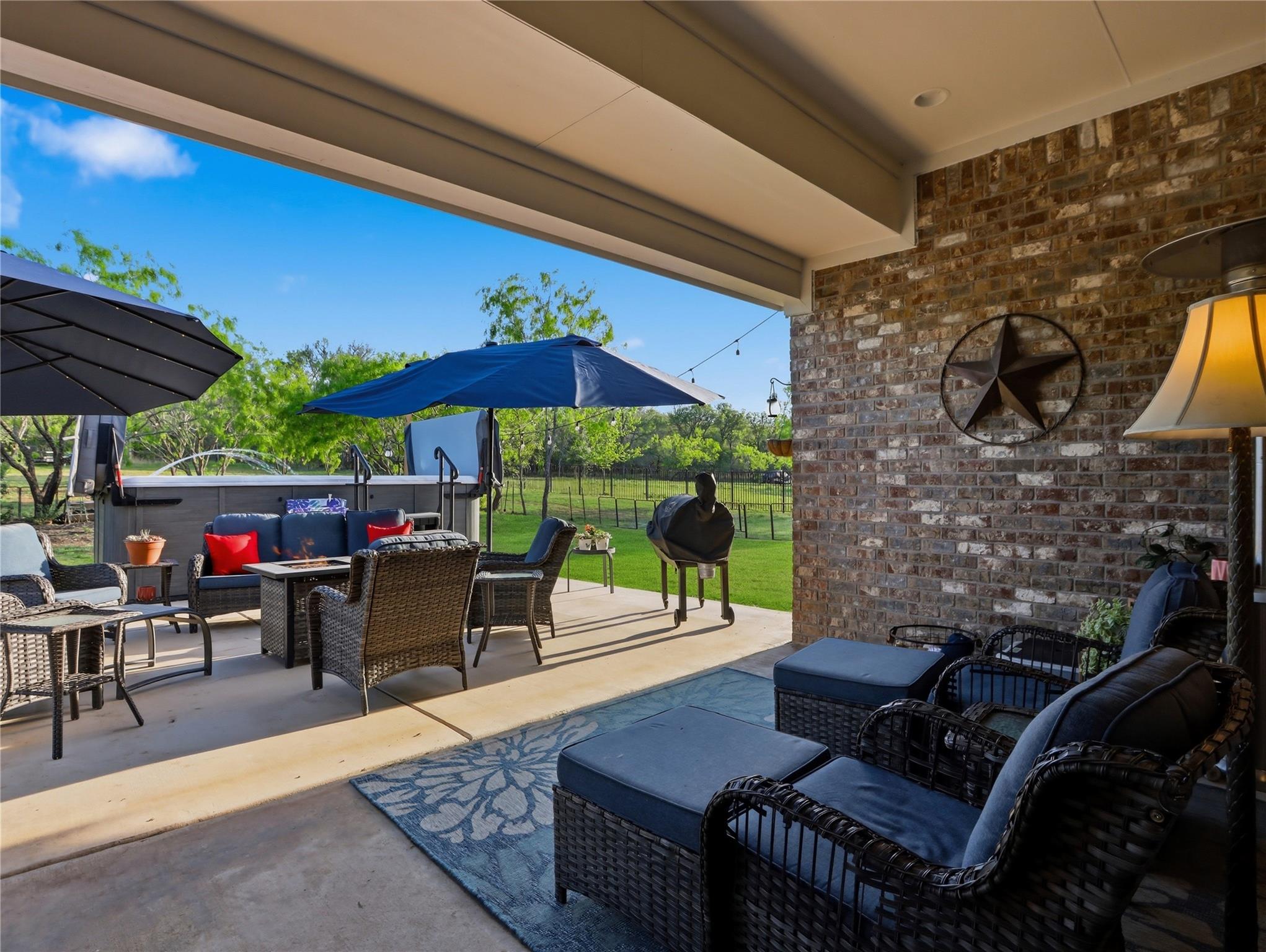 316 Raptor Beak Way, Cedar Creek, TX 78612