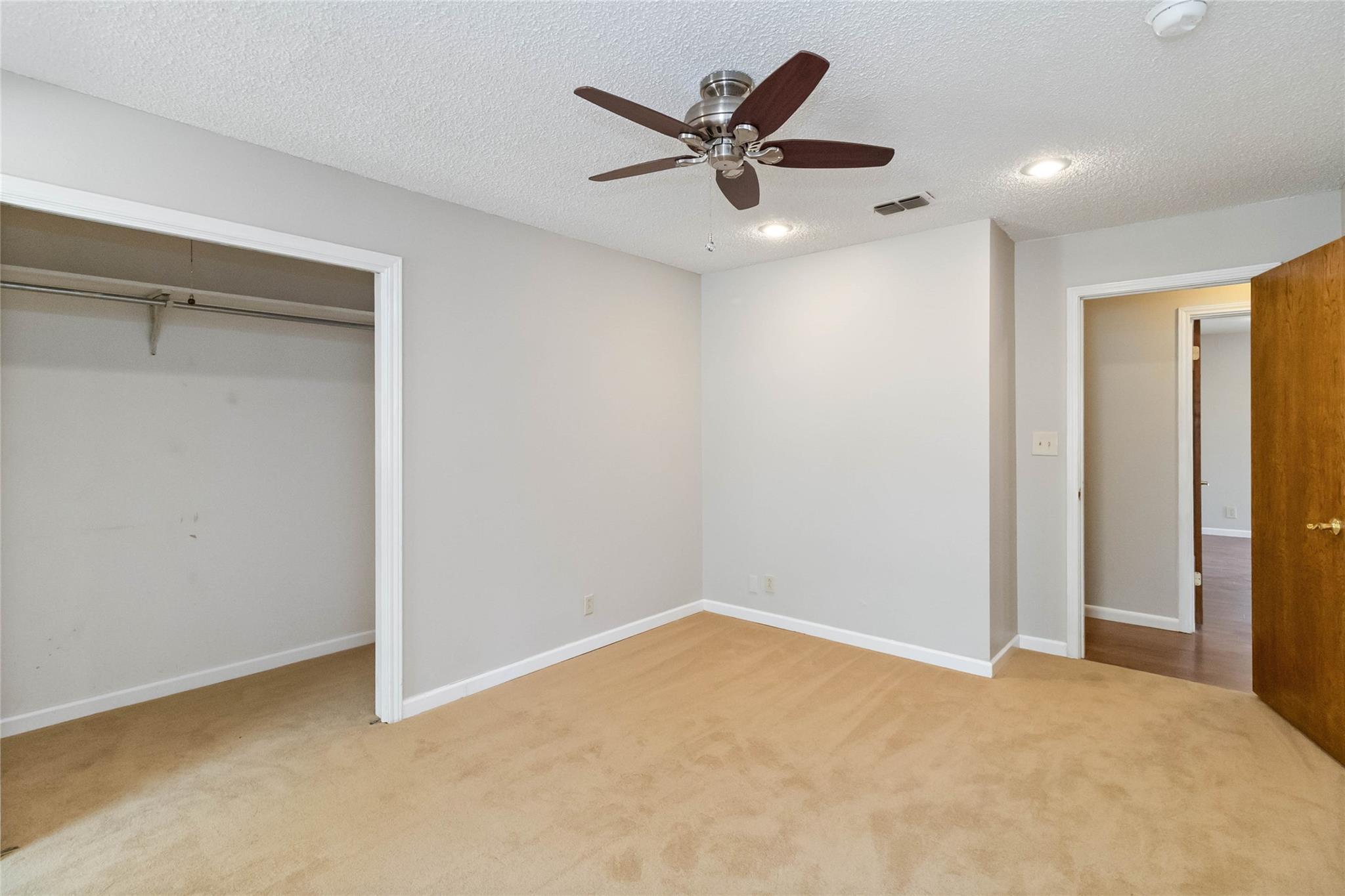 161 Shady Oaks Loop, Cedar Creek, TX 78612