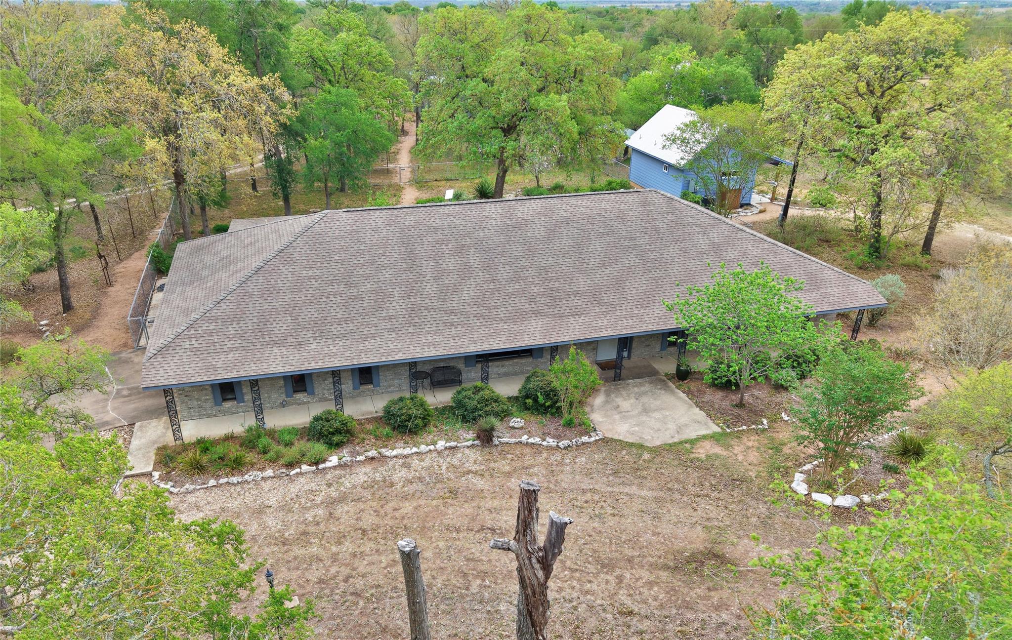 161 Shady Oaks Loop, Cedar Creek, TX 78612