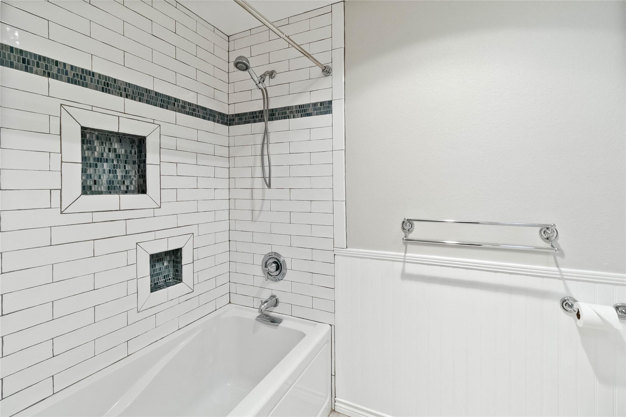 161 Shady Oaks Loop, Cedar Creek, TX 78612