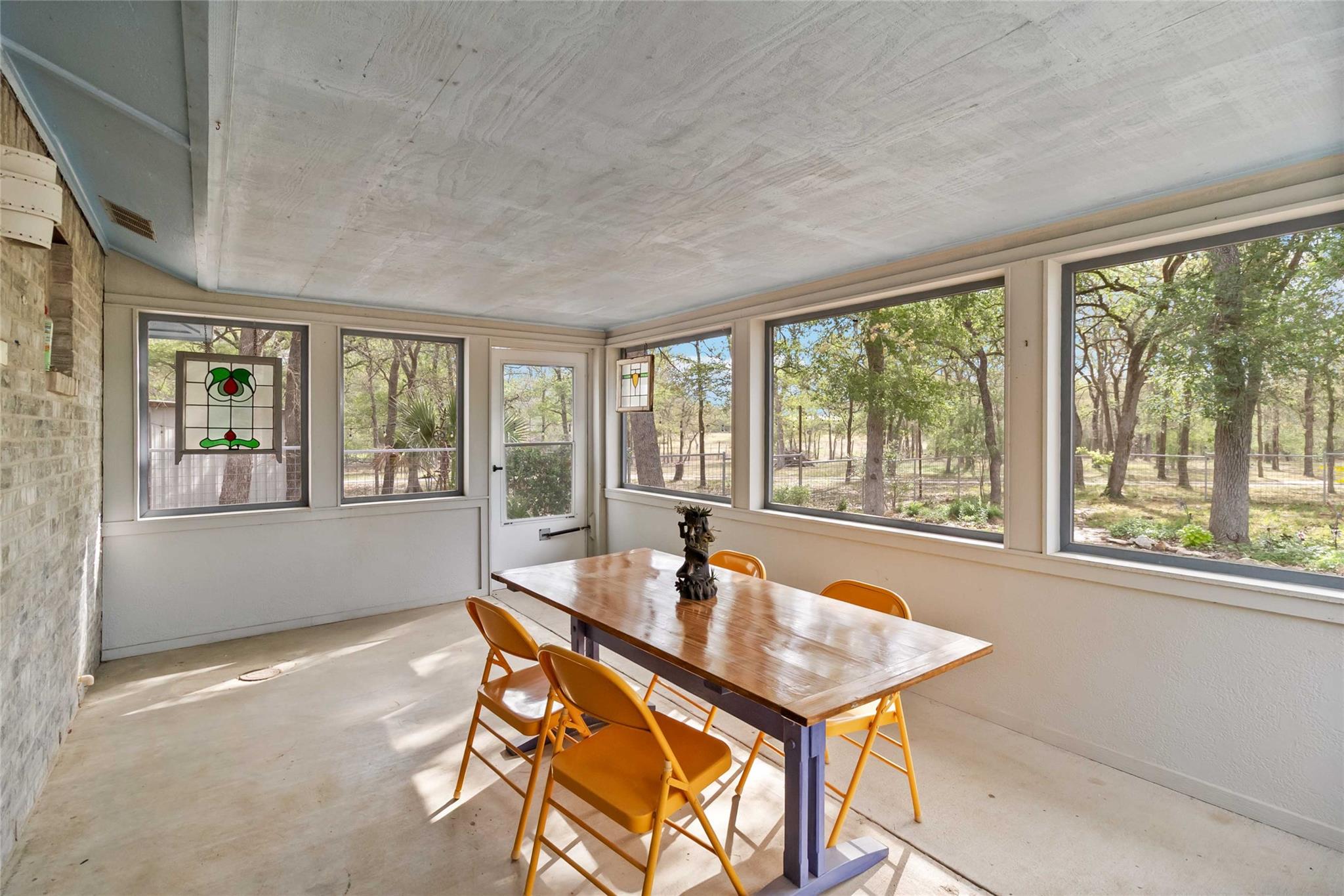 161 Shady Oaks Loop, Cedar Creek, TX 78612