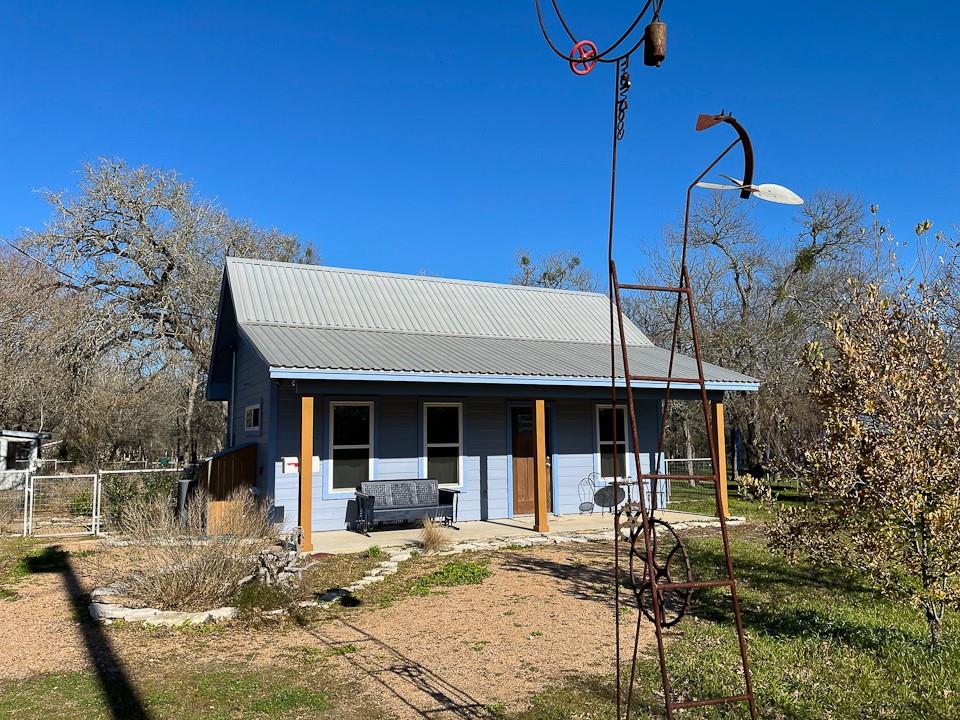 161 Shady Oaks Loop, Cedar Creek, TX 78612