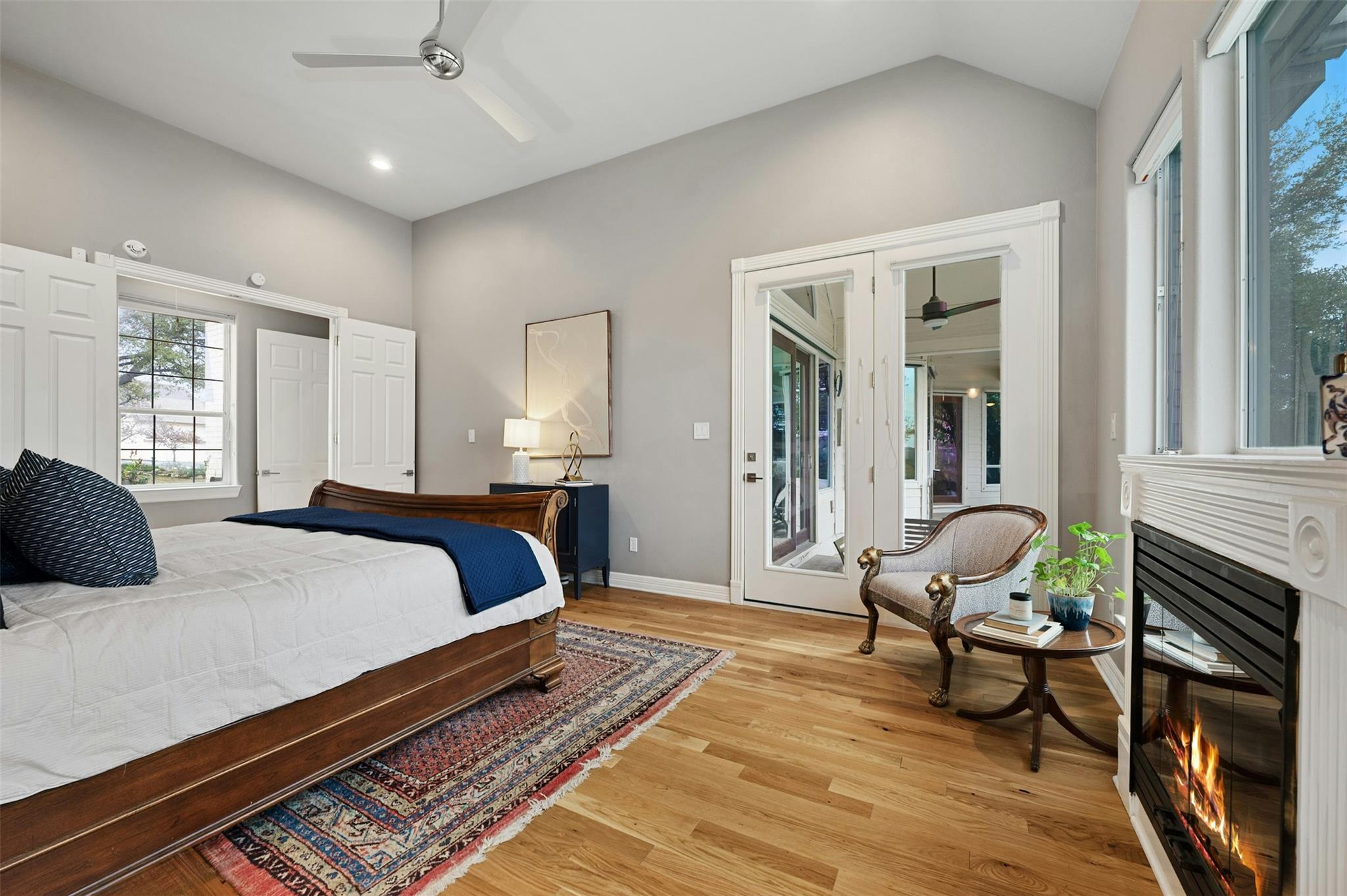 712 Furlong Dr, Austin, TX 78746