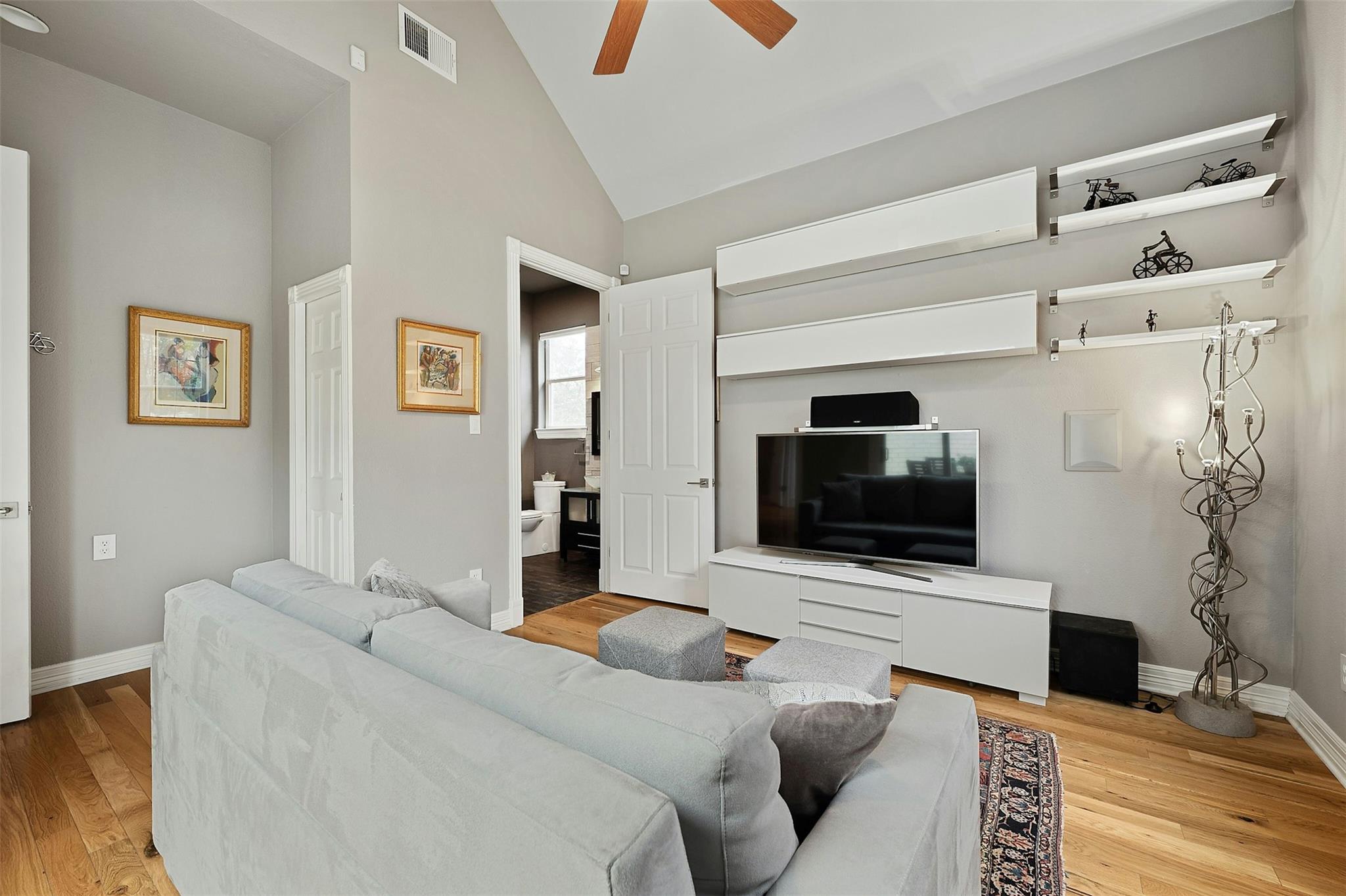 712 Furlong Dr, Austin, TX 78746