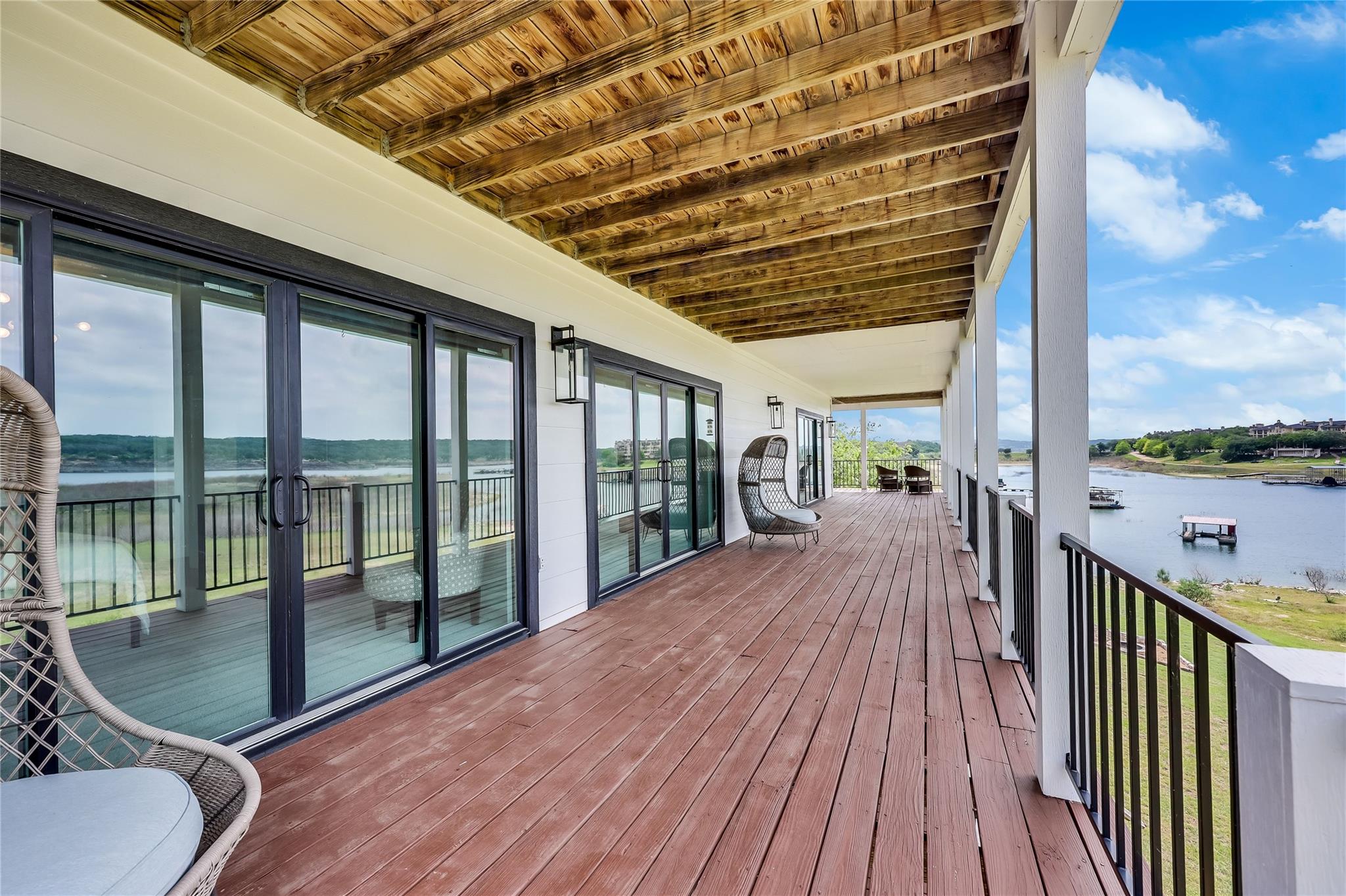 3900 Lake Park Cv, Lago Vista, TX 78645