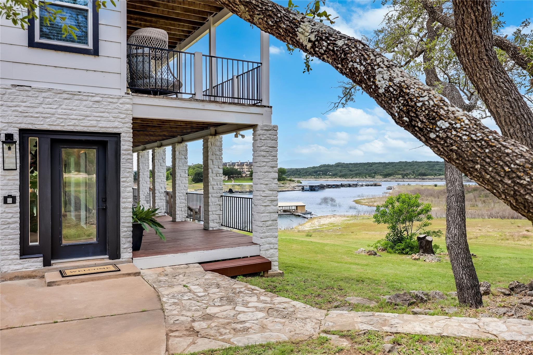 3900 Lake Park Cv, Lago Vista, TX 78645