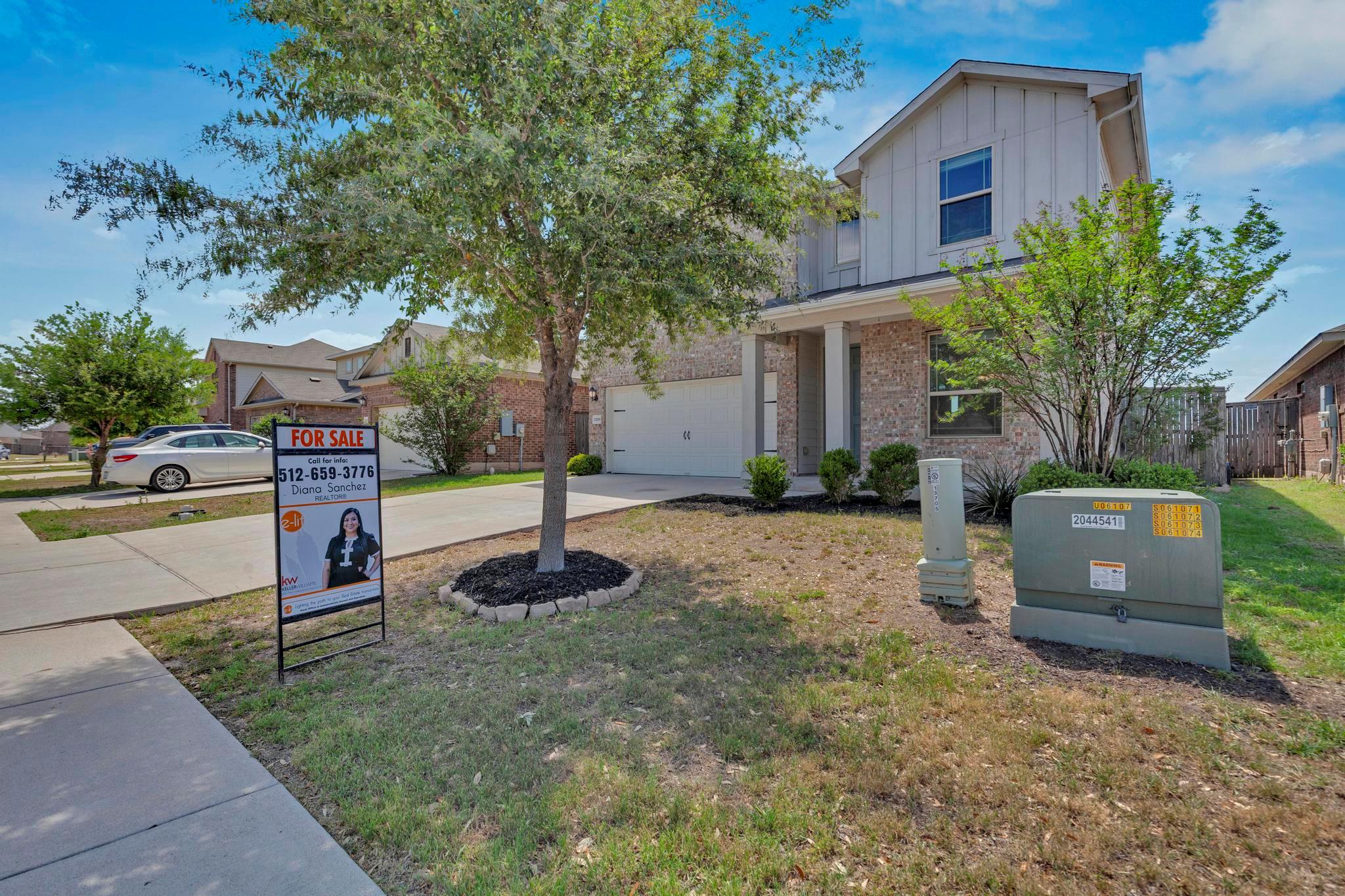 13709 Fallsprings Way, Manor, TX 78653